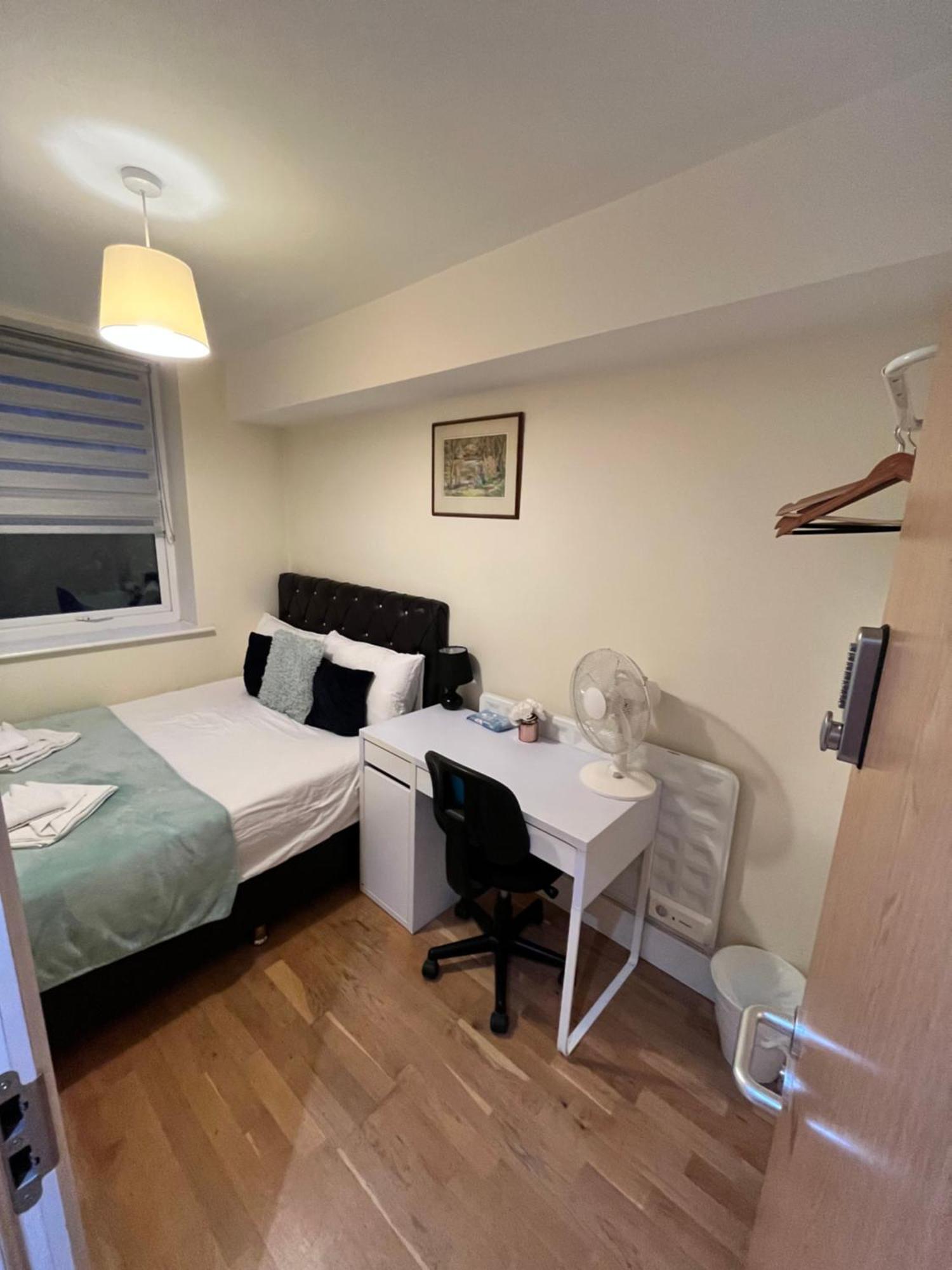 Metropolitan Coziness Private Bedrooms In Euston Station 161 Casa de hóspedes