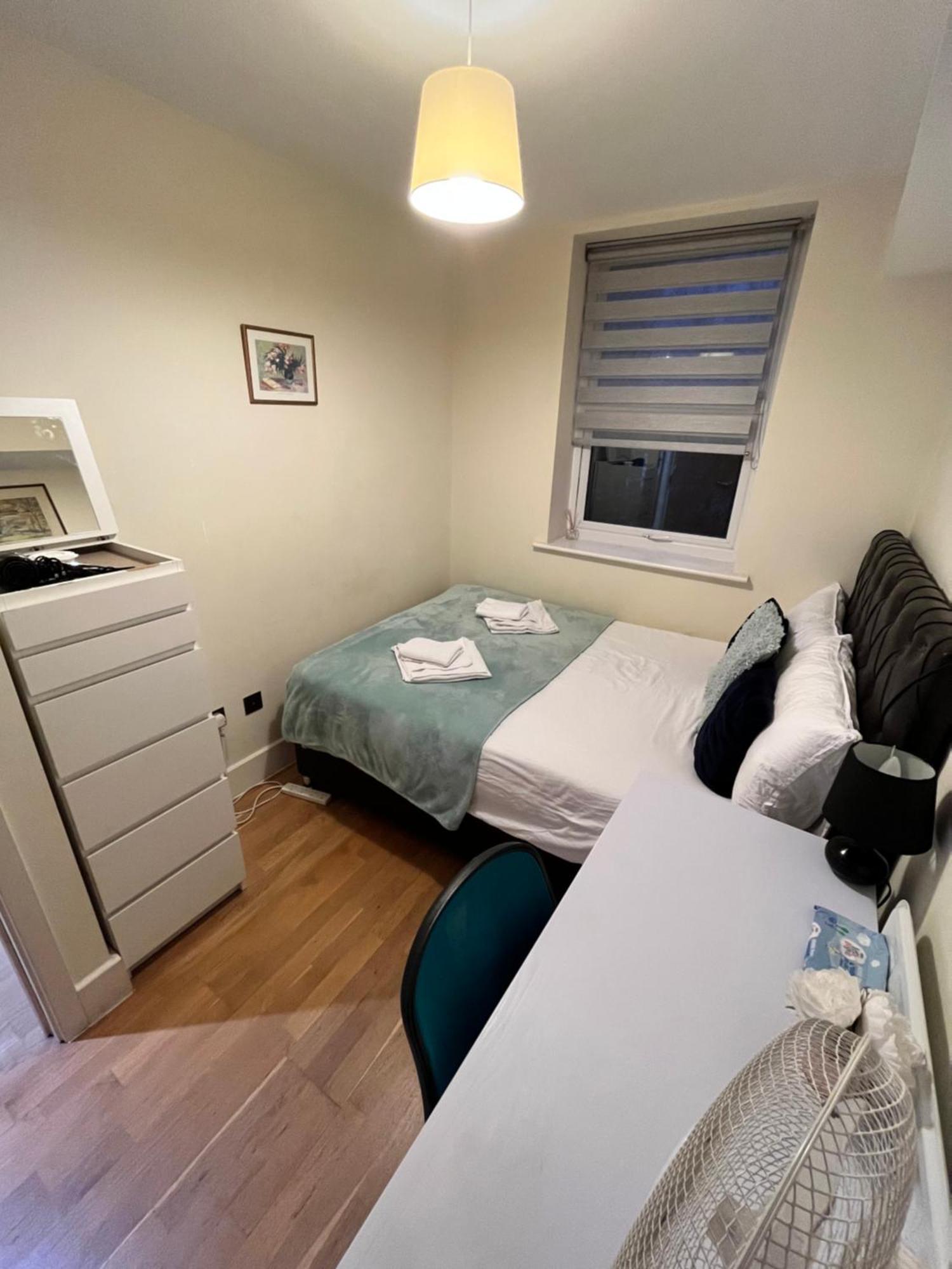 Metropolitan Coziness Private Bedrooms In Euston Station 161 Casa de hóspedes *