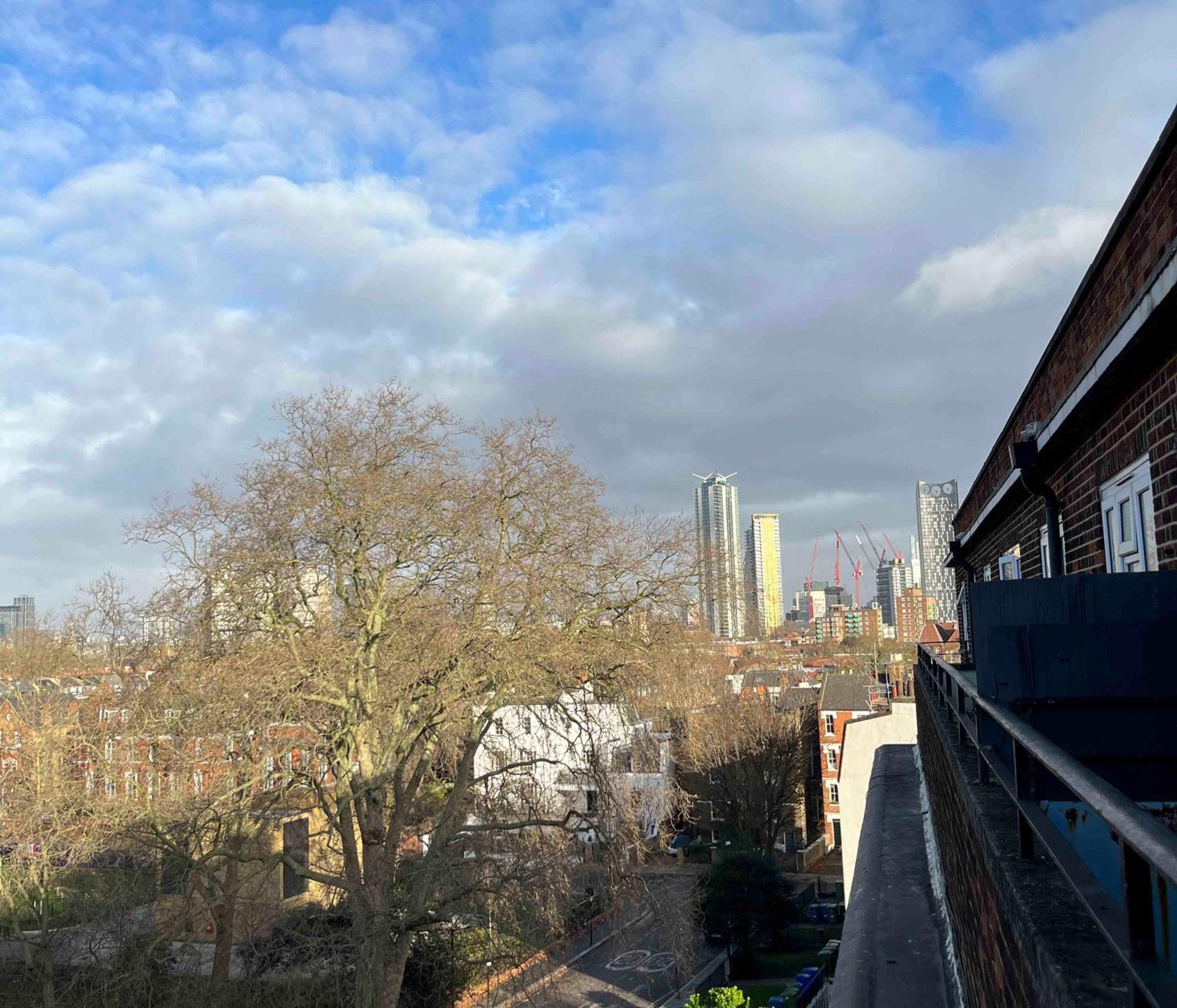 Kennington Flat With Balcony, King Size Bed And Free Parking Overlooking Park Apartamento *