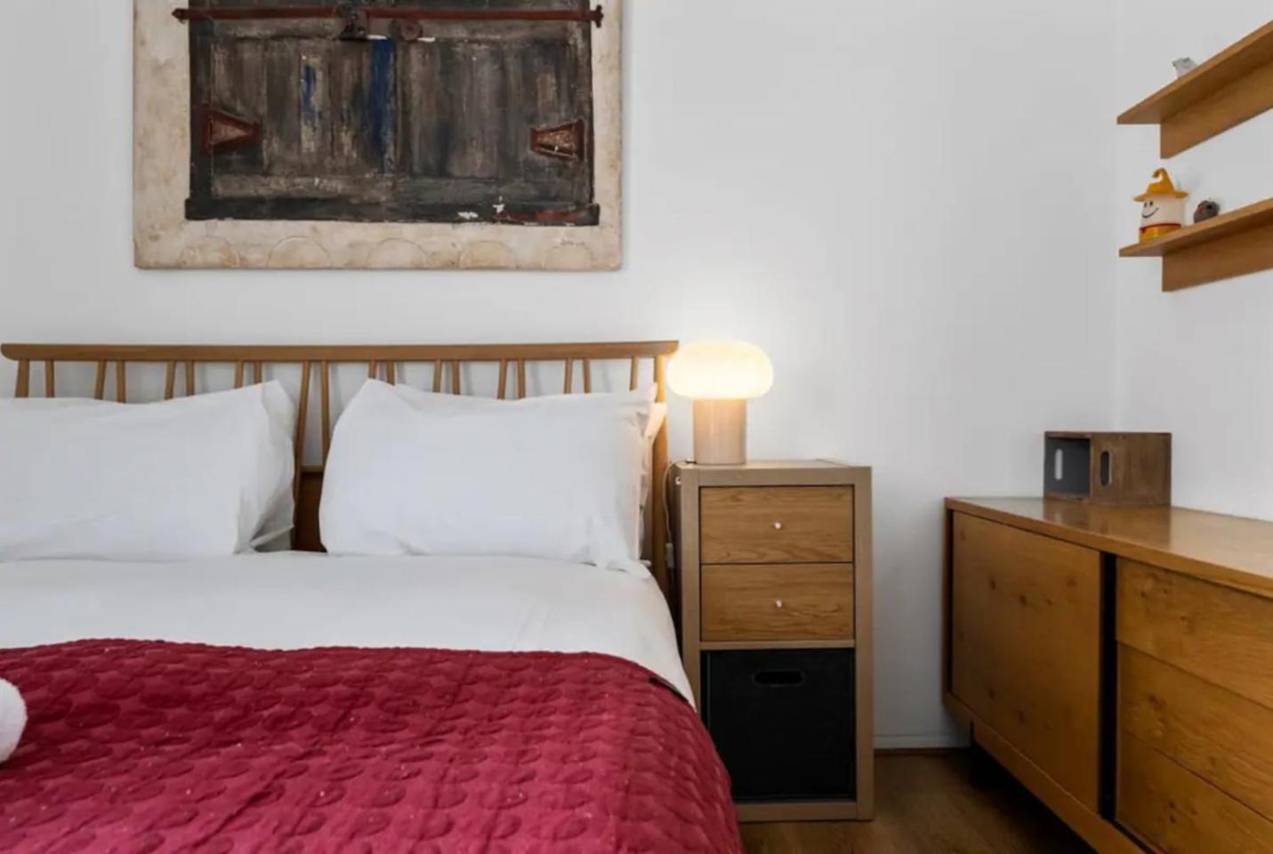 Luxury Modern Flat Near Excel, 02 & Canary Wharf * London