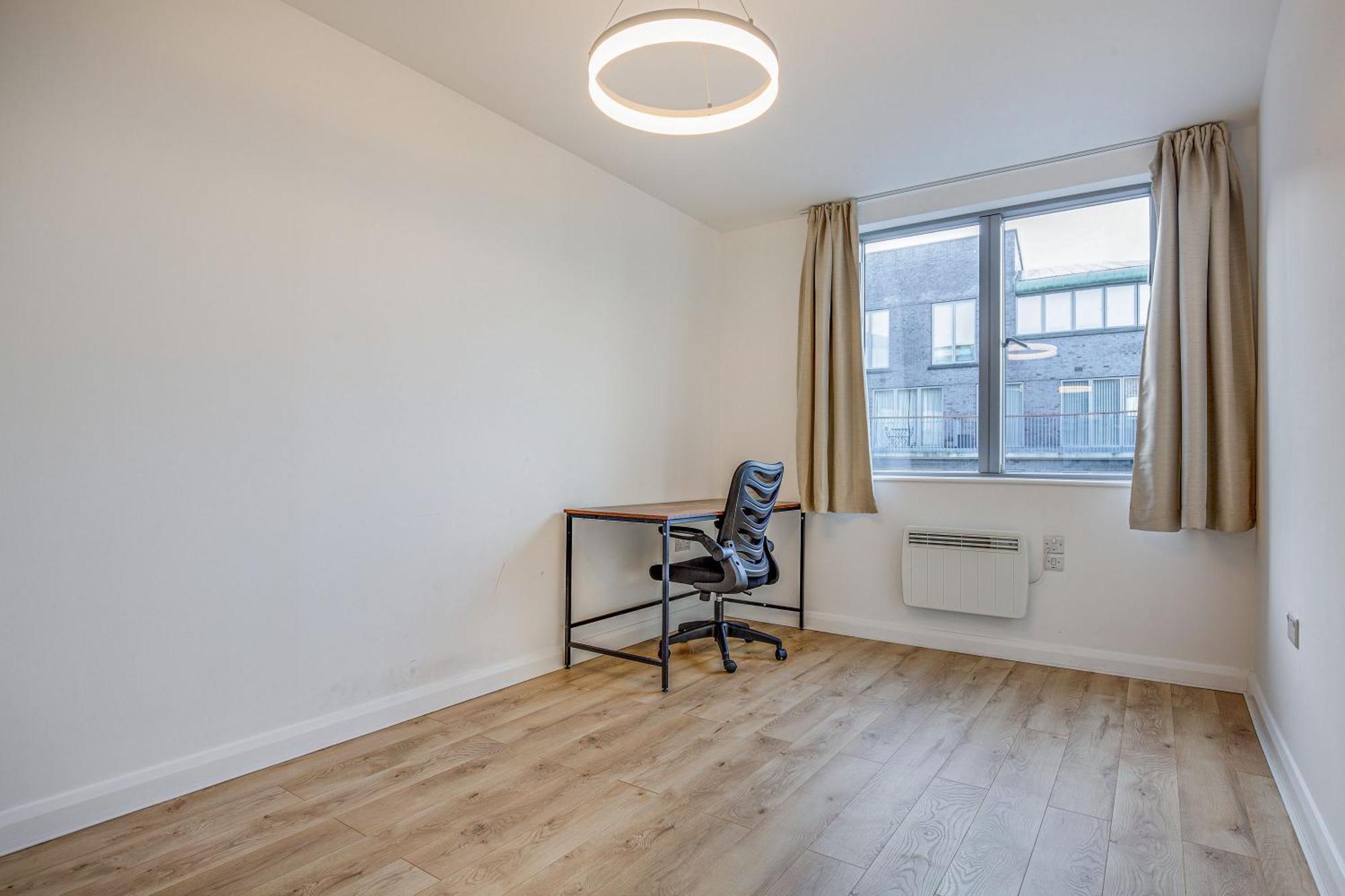 2 Bed In West Hampstead Apartment London