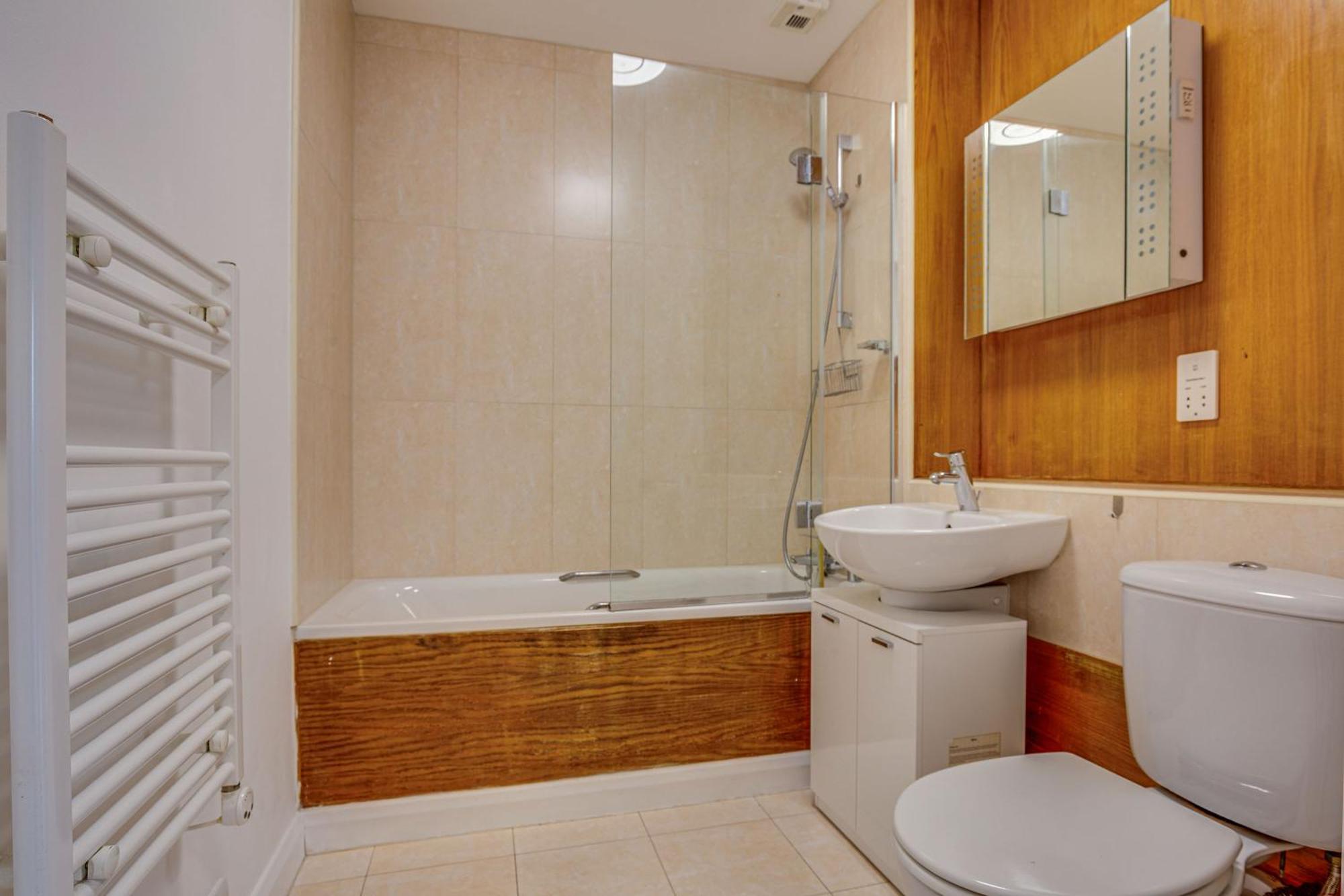 2 Bed In West Hampstead