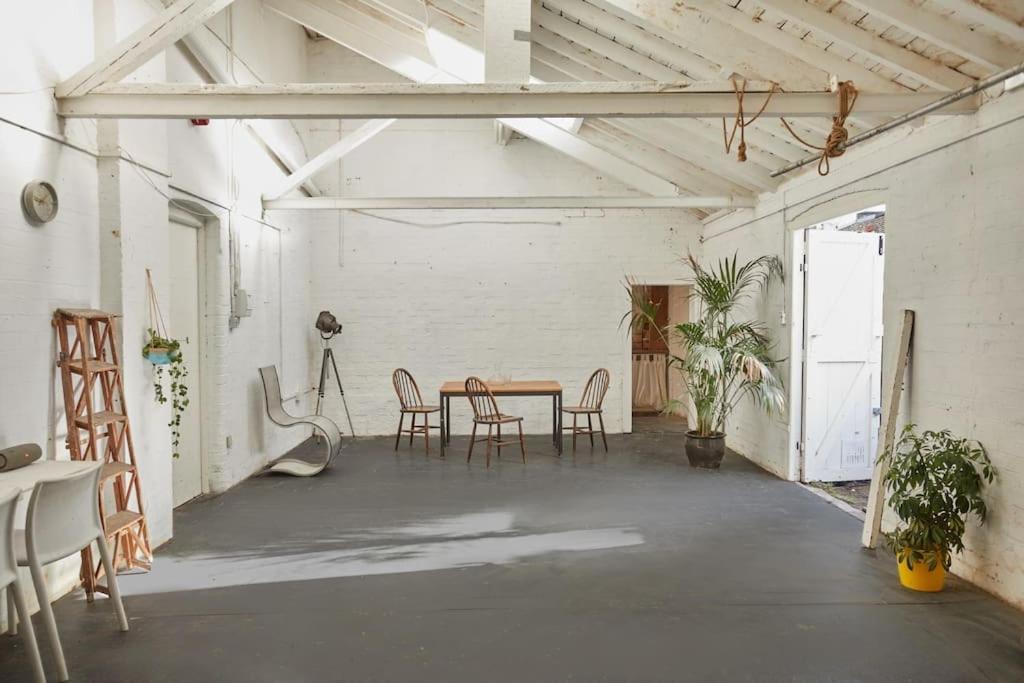 Warehouse Flat East * Londres