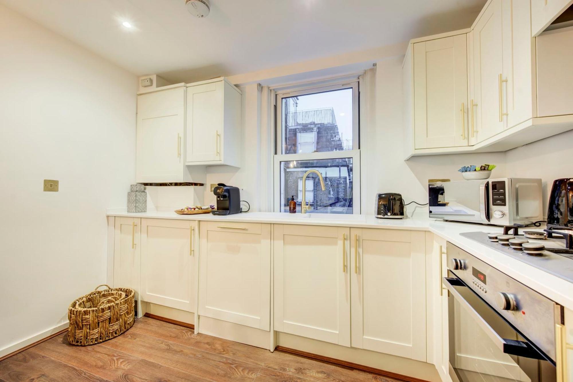 Prime Location Marylebone 4 Bed Designer Flat * Londres