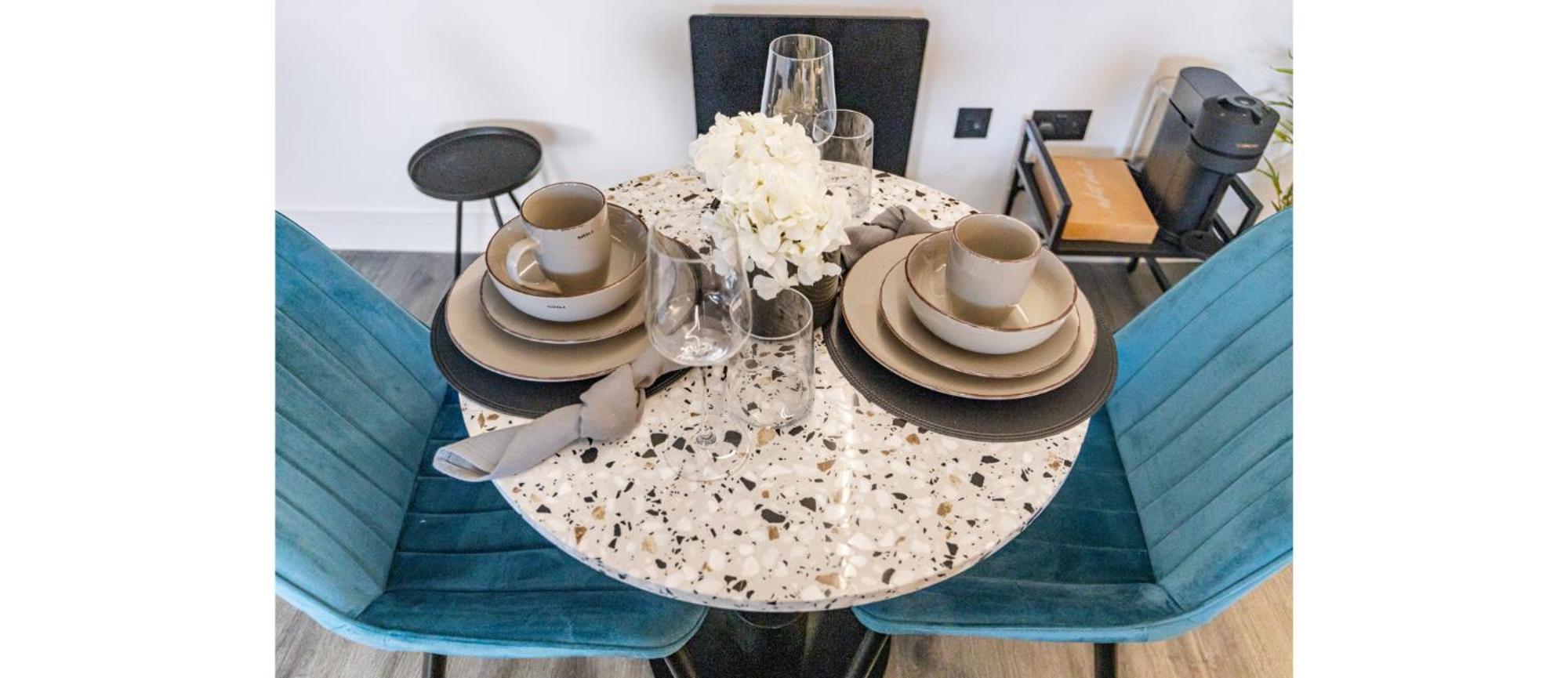 Turquoise Serenity In Appartement *