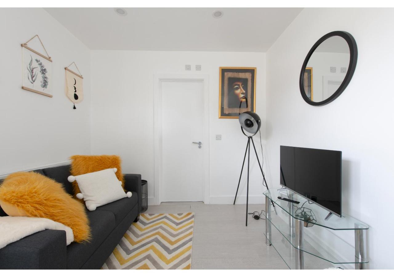 Splendid And Comfy 1 Bedroom Londres