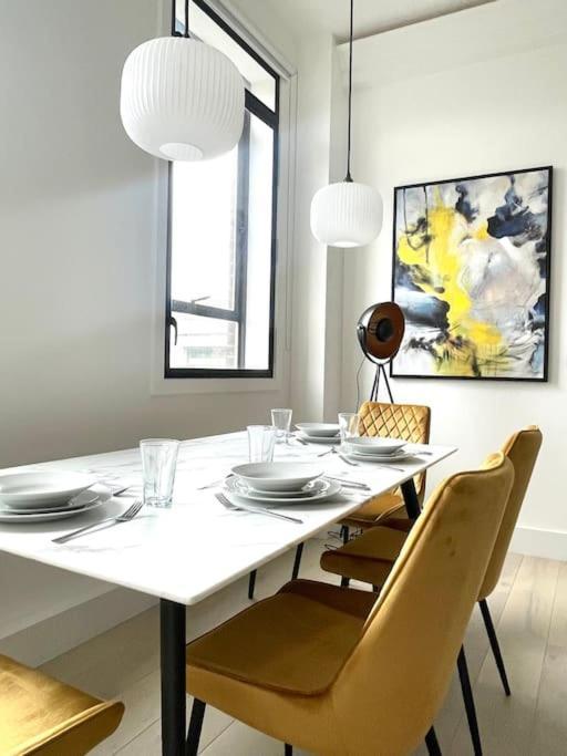 Appartement & Stylish 2 Bedroom Londen