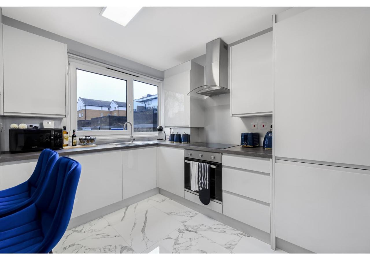 Lovely 4 Bedroom With Outdoor Space! Apartamento *