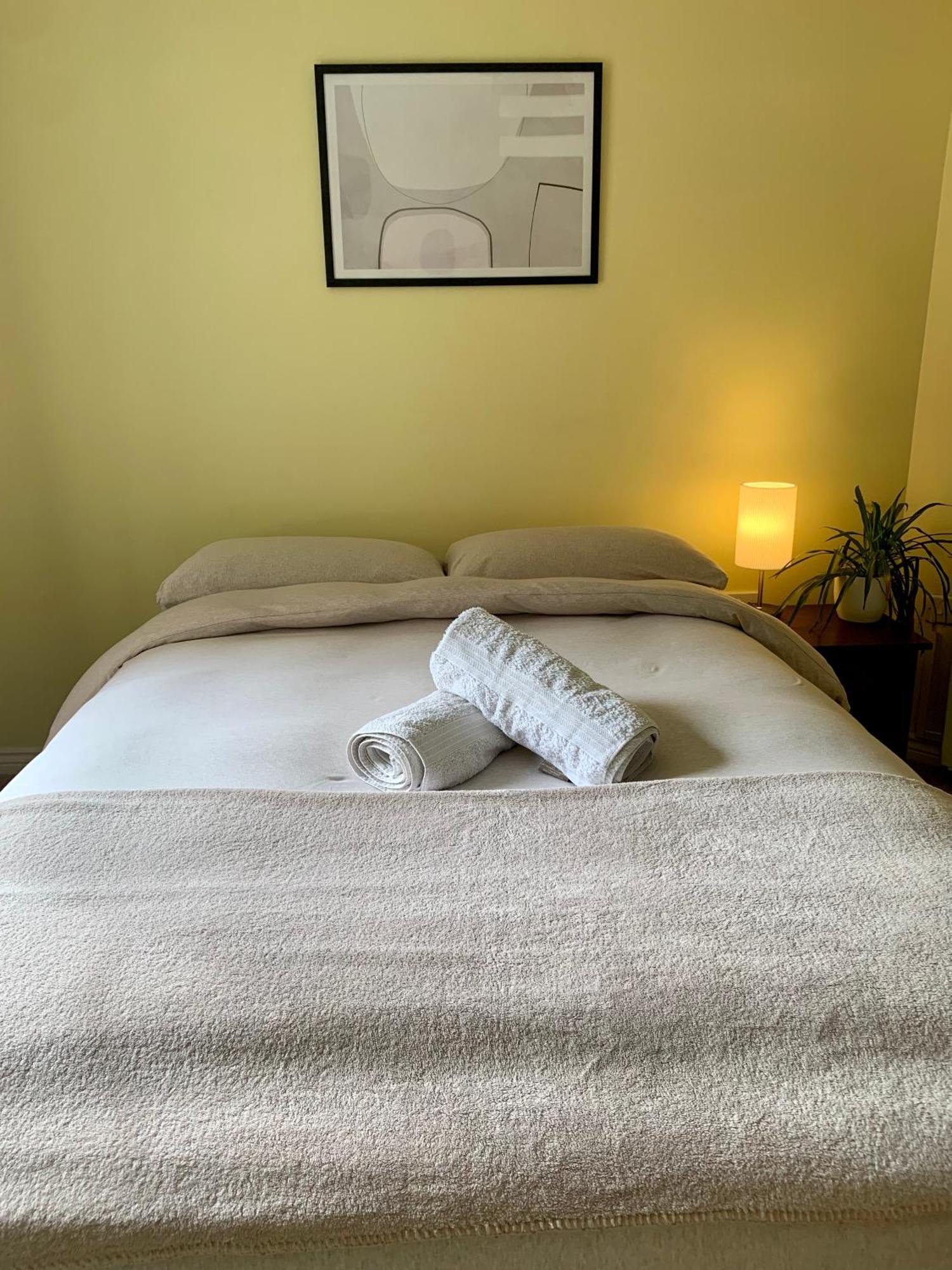 Peaceful Garden View Apt. Close To Appartement Londen