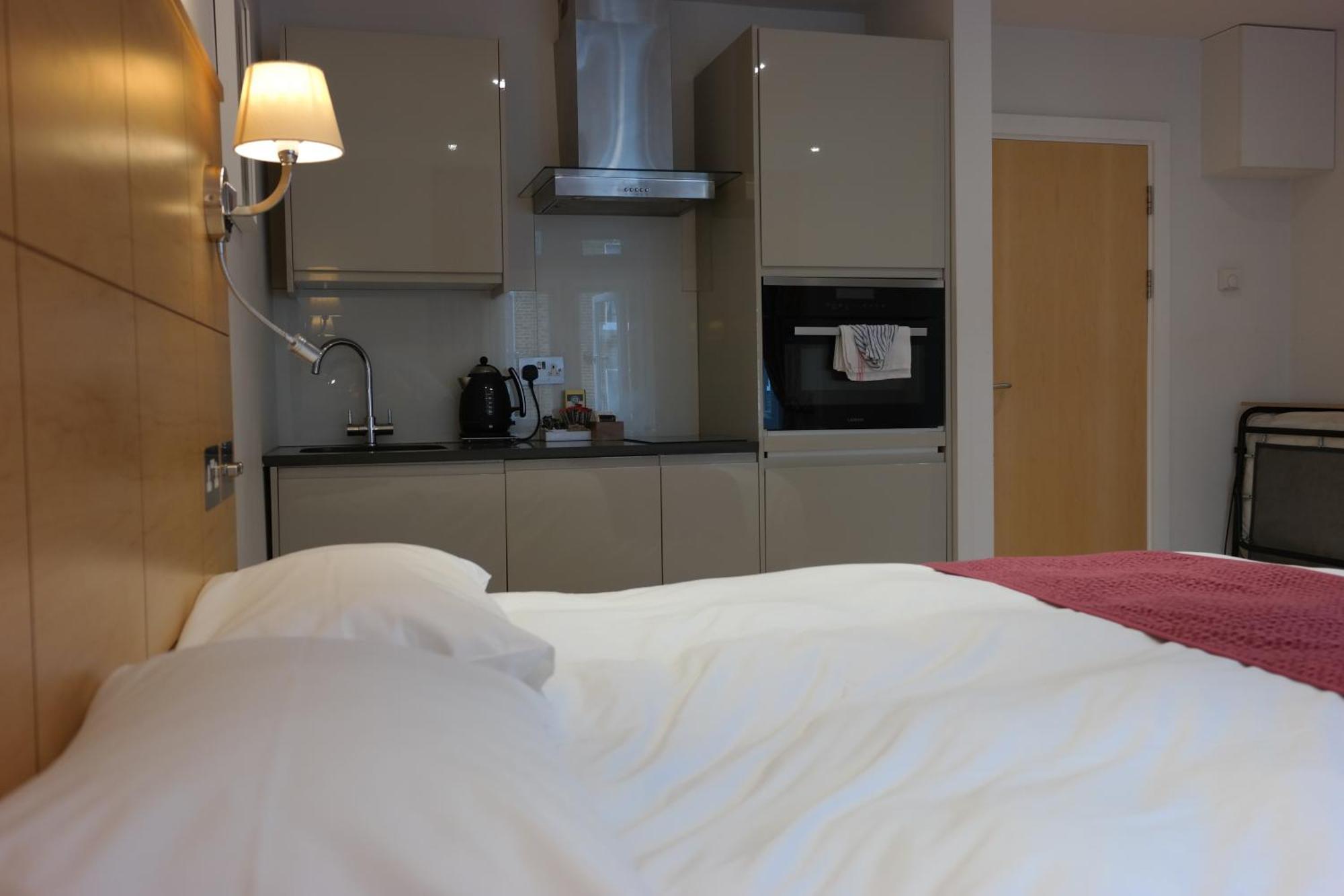 The Alma Apartment London