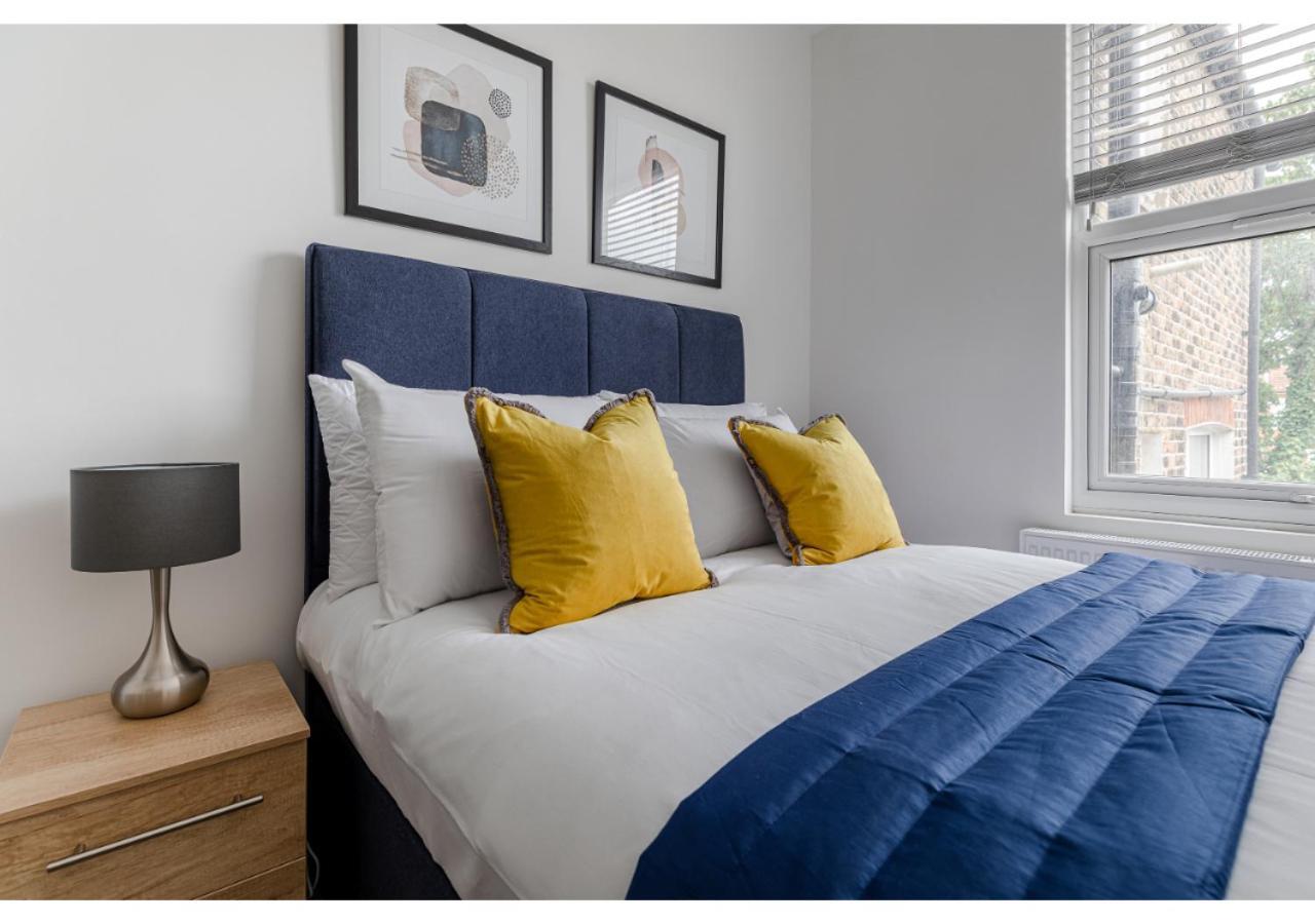 Simply Perfect 2br 2bt *