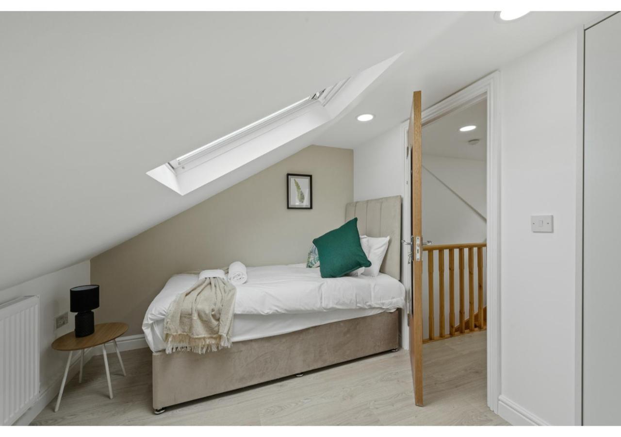 Appartement Serenity, Scenery, Shopping, & Sports Londen