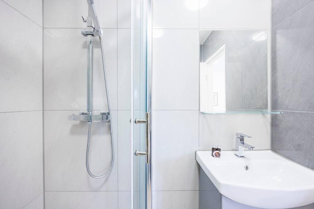 Apartamento North West Studio By Av Short Lets Londres