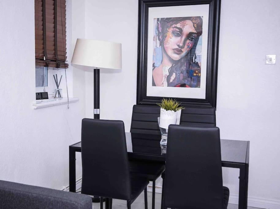 Apartment Two Bedroom Unit *
