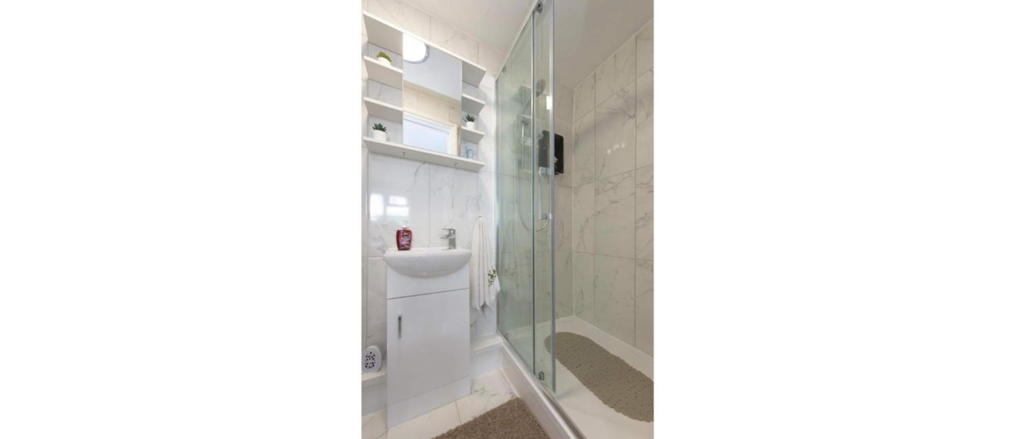 Newly Renovated Cozy In North Apartamento Londres