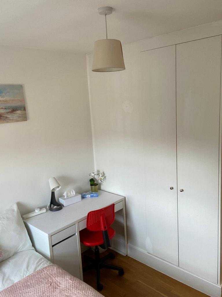 Private In Euston, Quarto em Acomodações Particulares