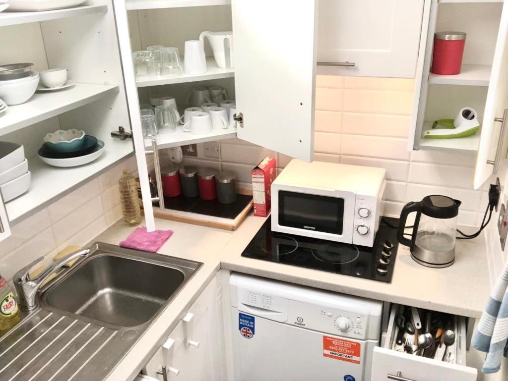 Metropolitan Coziness Private Bedrooms In Euston Station 161 *