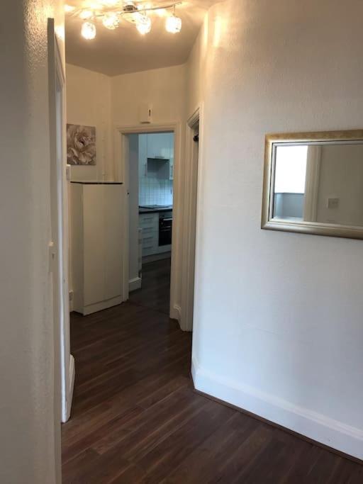 Spacious Kosher Flat In Golders Appartement Londres