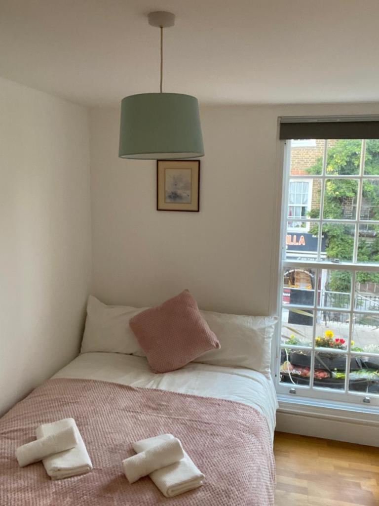 Private In Euston, * Londres