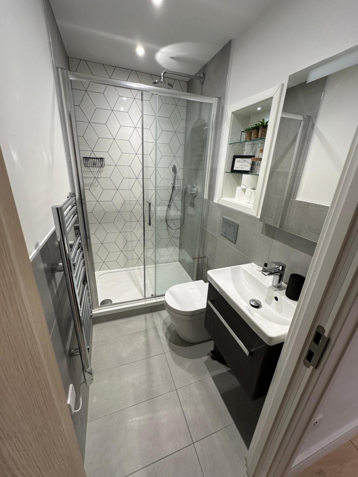Stylish 1 Bedroom In Purley, Croydon Appartement Londen