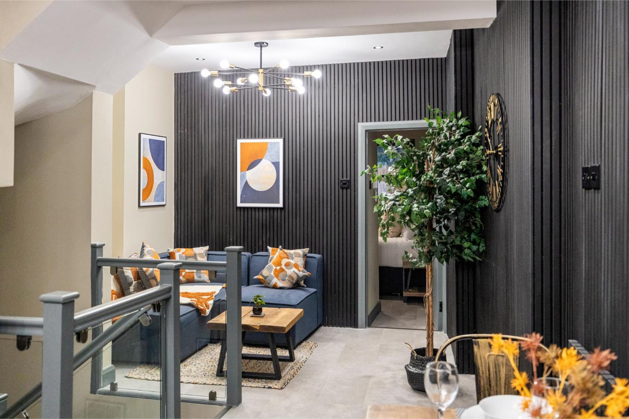 Apartment Modern & Funky 3-br Duplex With Games & Sauna
