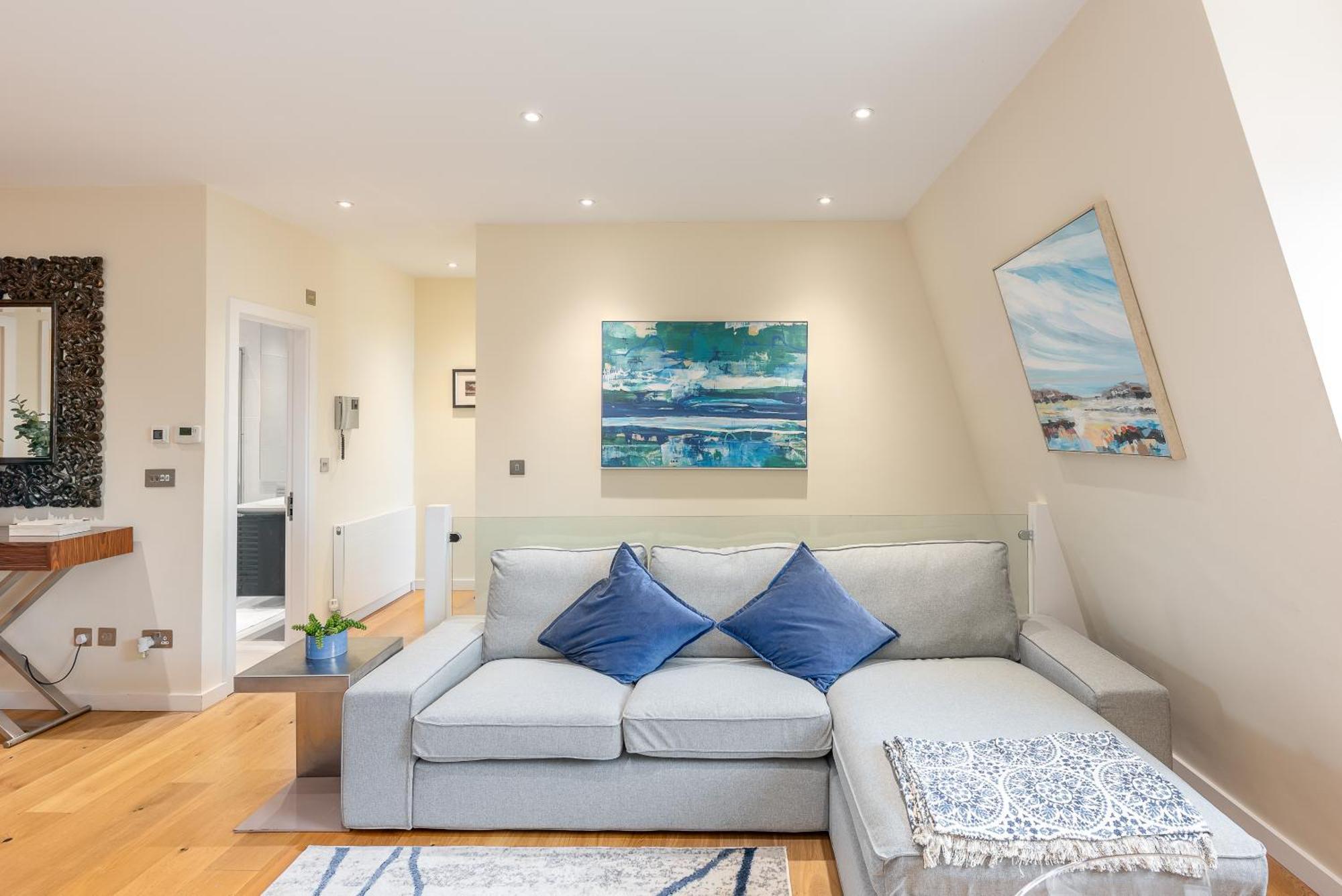 Moments From Hyde Park & Notting Hill With Free Luggage Storage And Washing Machine Appartement *