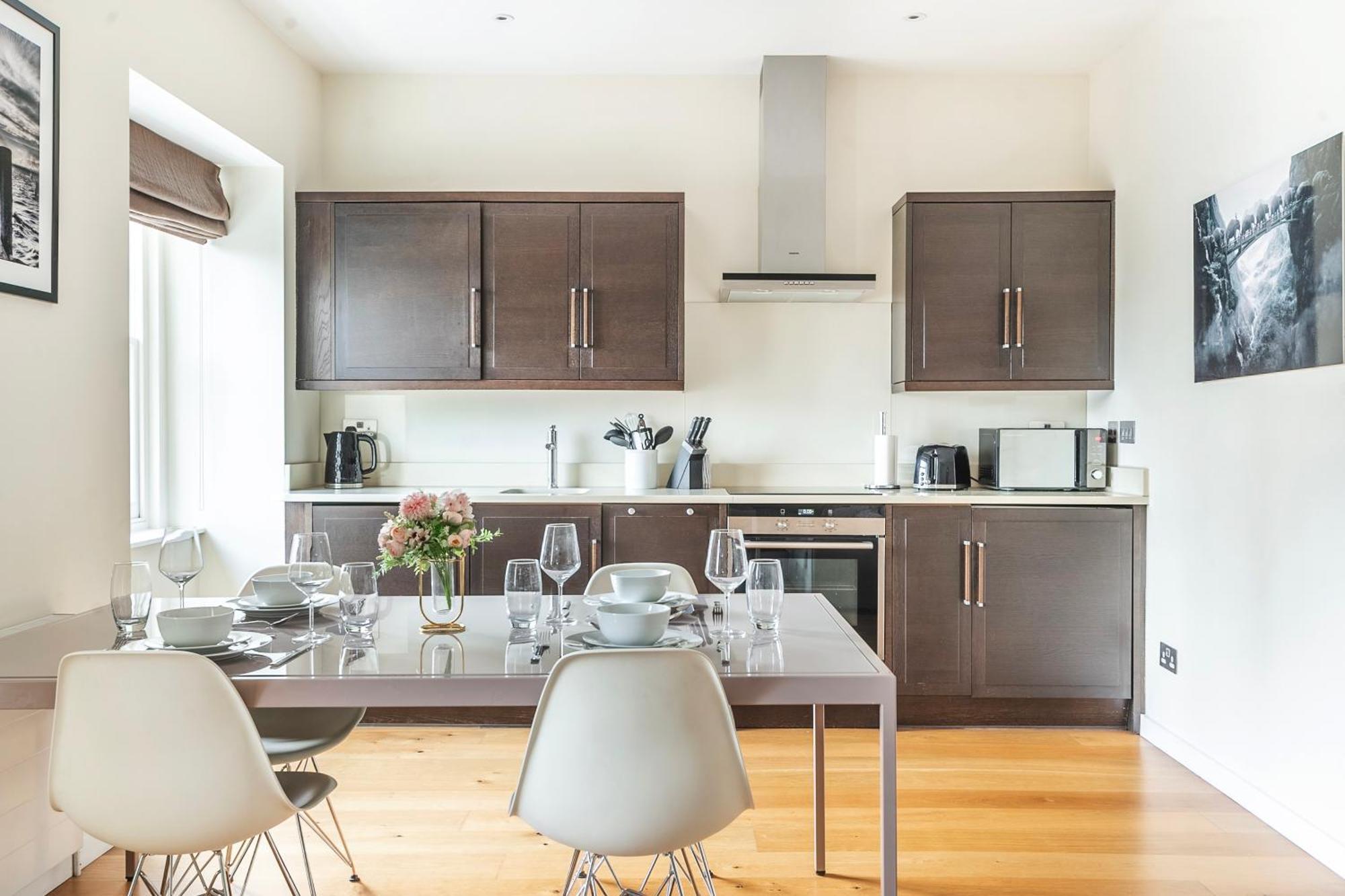 Moments From Hyde Park & Notting Hill With Free Luggage Storage And Washing Machine Londres