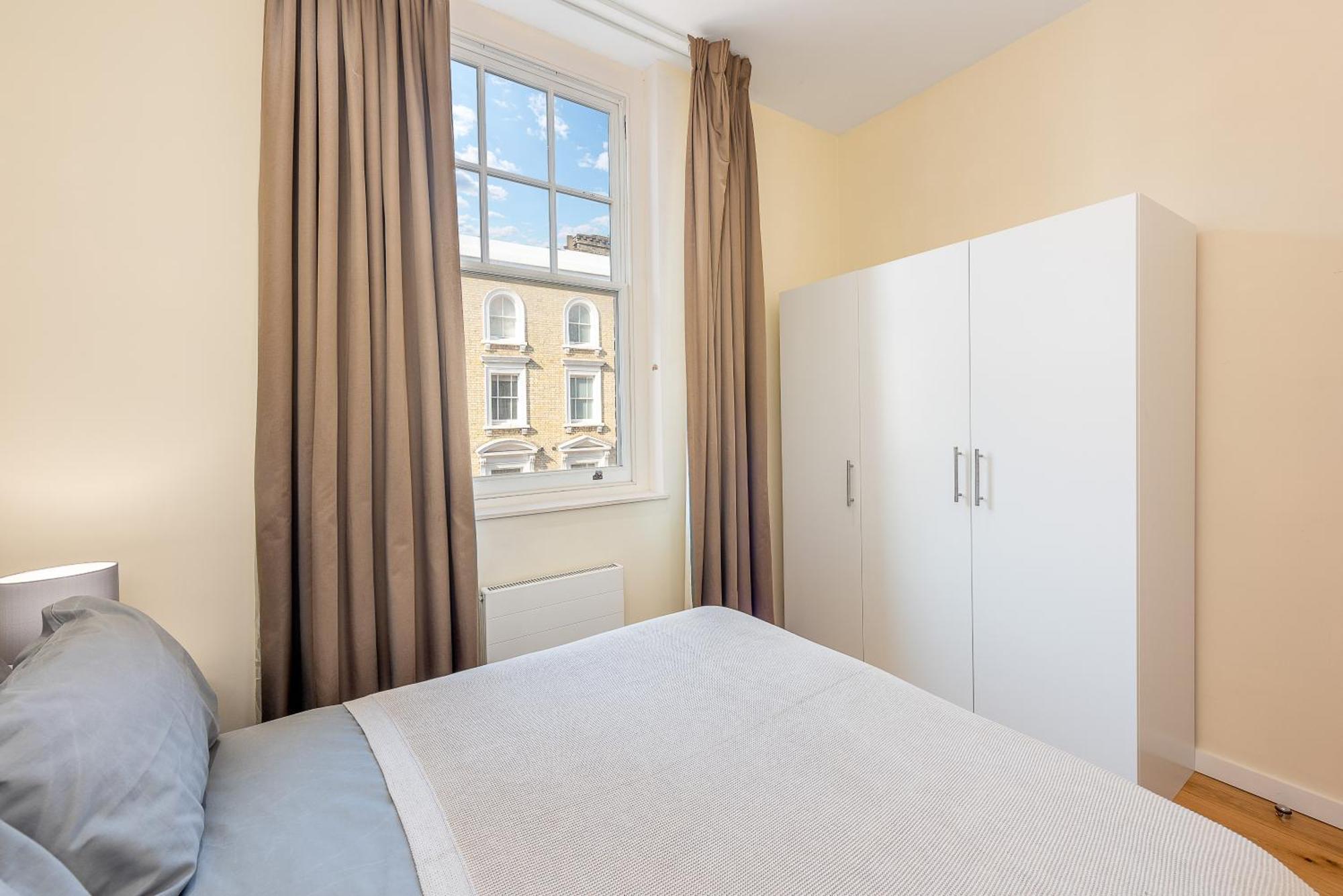 Moments From Hyde Park & Notting Hill With Free Luggage Storage And Washing Machine