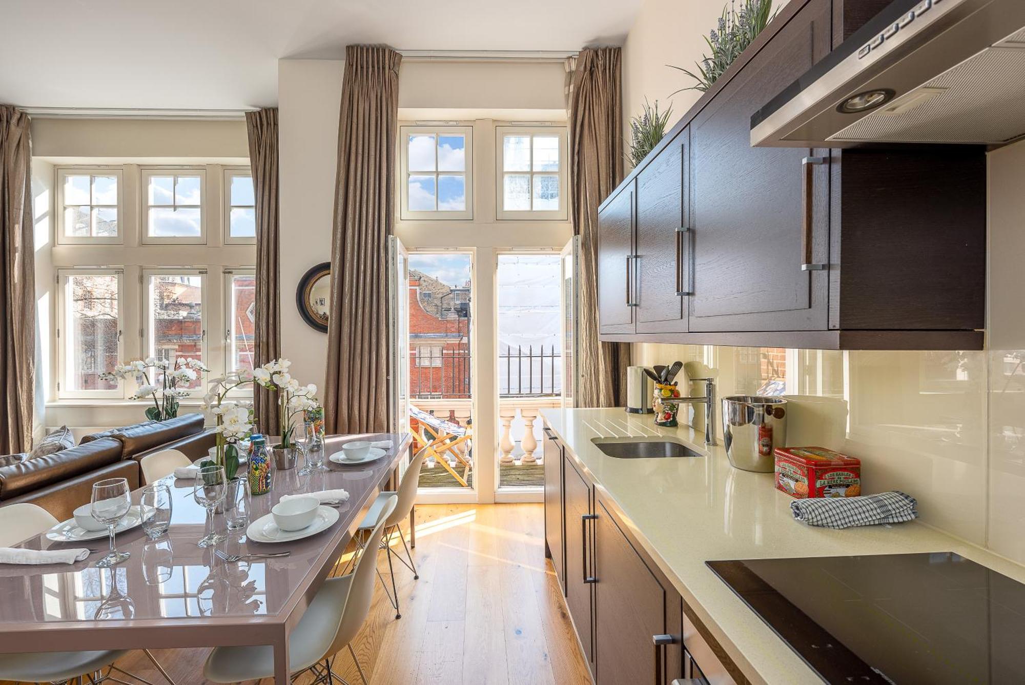 Moments From Hyde Park & Notting Hill With Free Luggage Storage And Washing Machine Appartement
