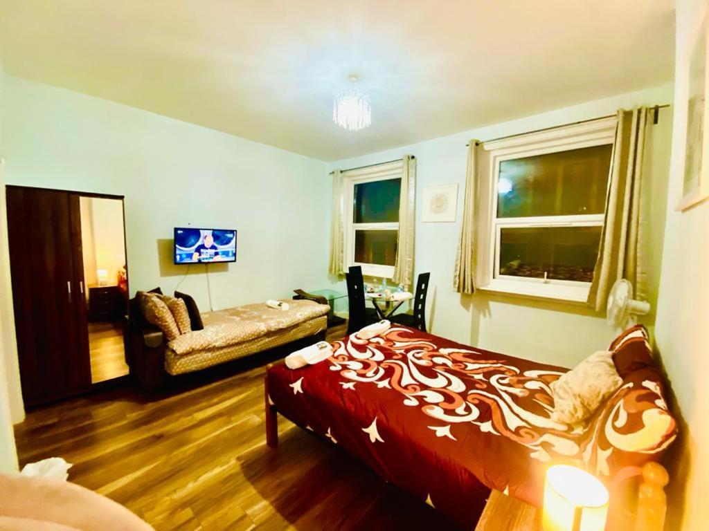 Stylish One Bed Studio Flat Edgware Road In Central * London