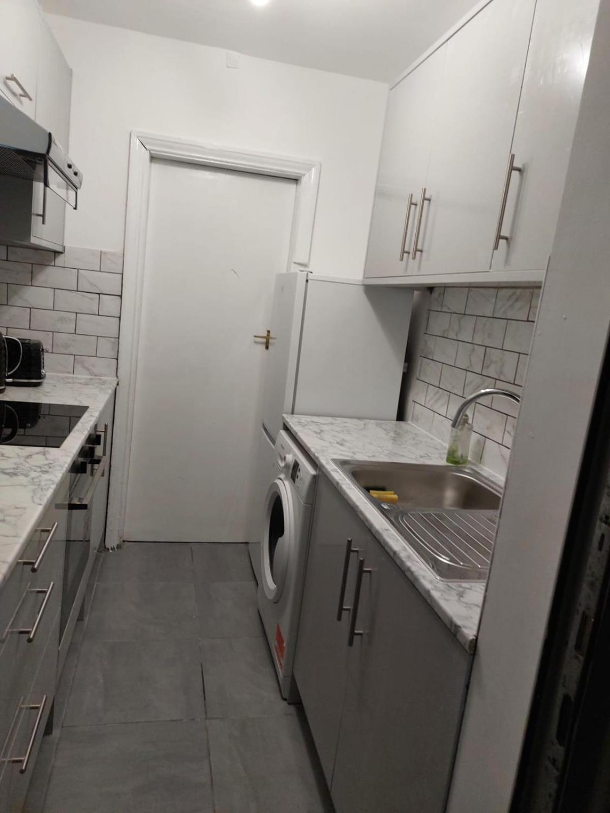 Catford Homely Apartment London
