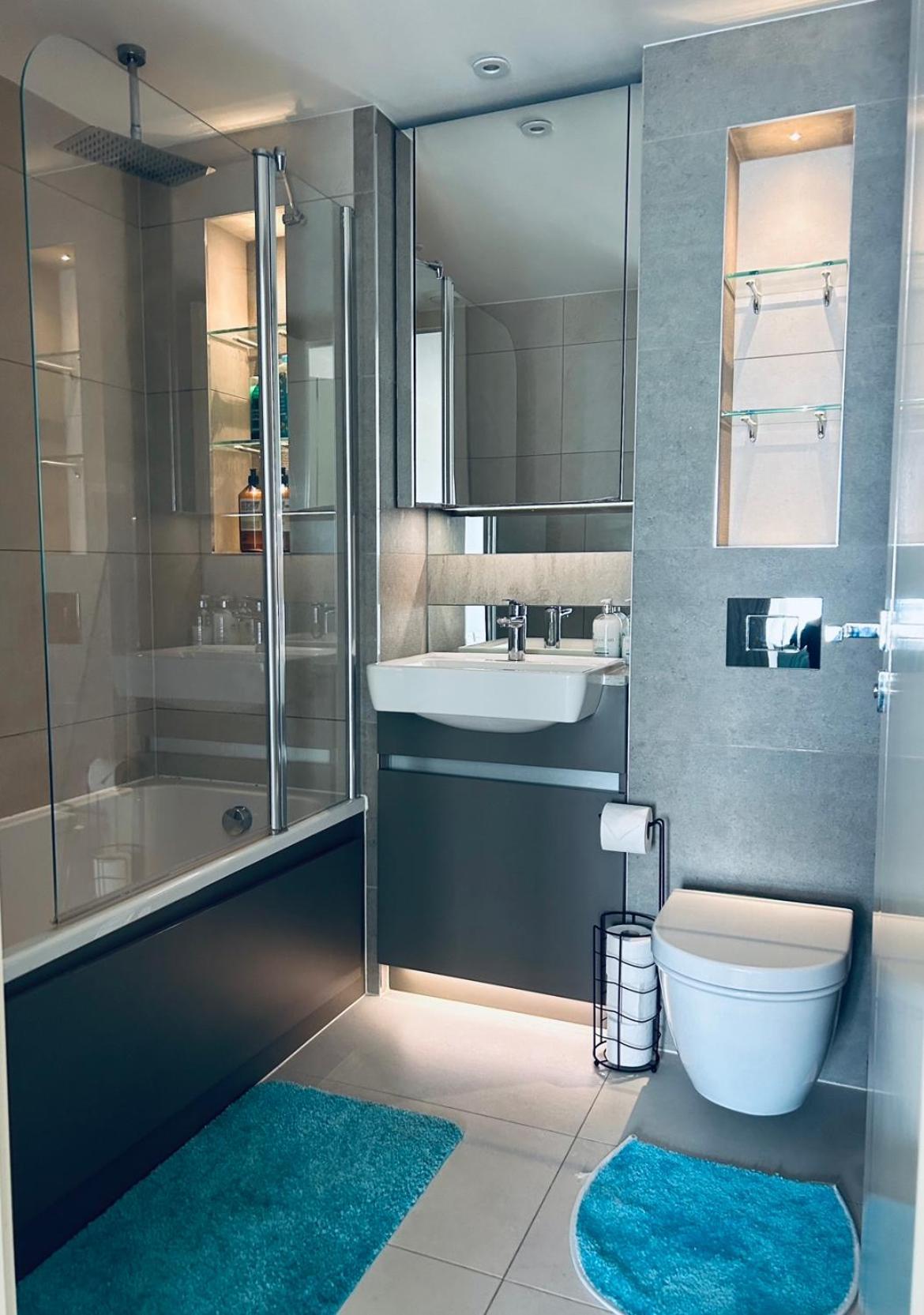 Apartamento Luxury Riverside With Easy Access To London, O2, Excel Centre And Parking