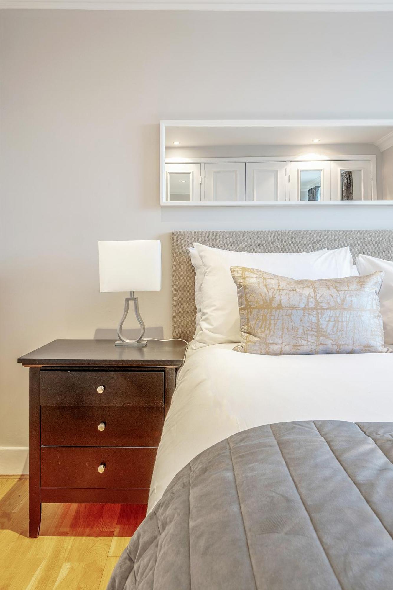 Stunning Flat On King's Road, Chelsea With Balcony Londres