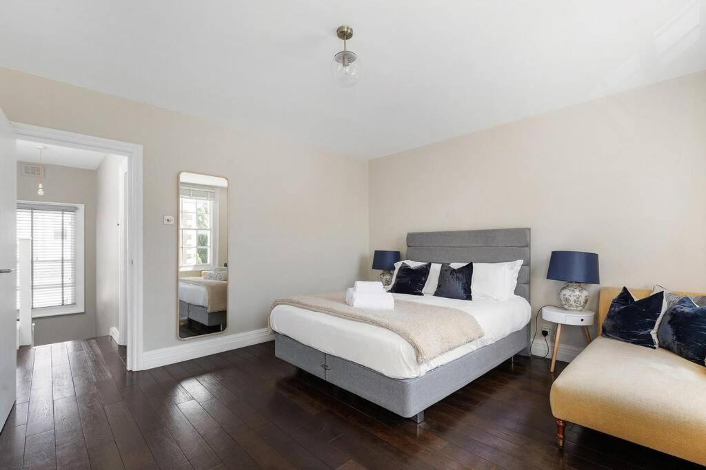 Superb Duplex In Prime Area Of * Londres