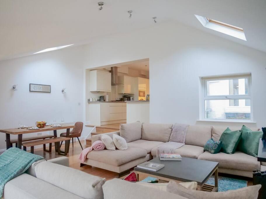 Apartamento Charming Oasis With Garden *