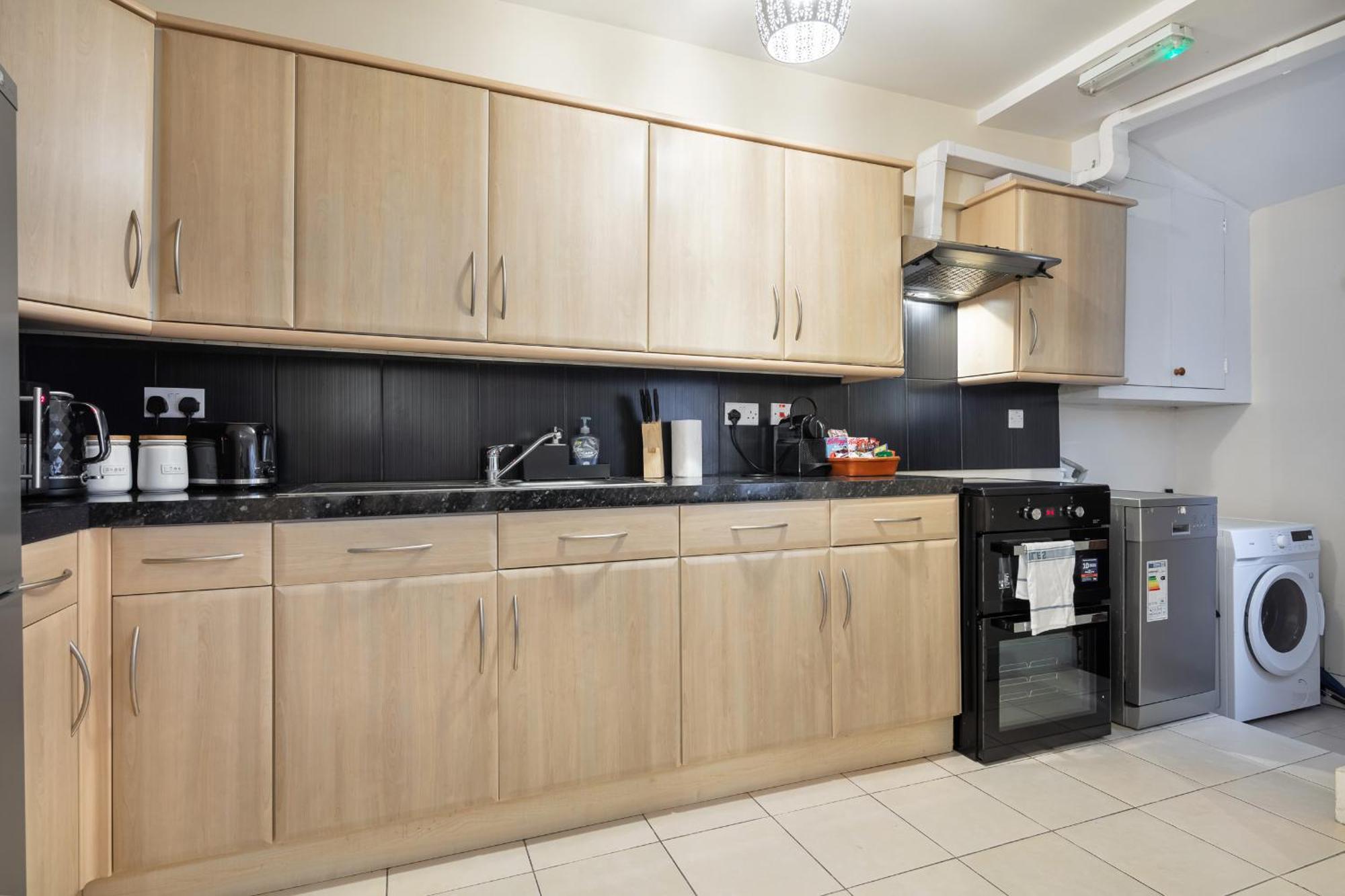 Apartamento Elegant Kensington With Patio Londres