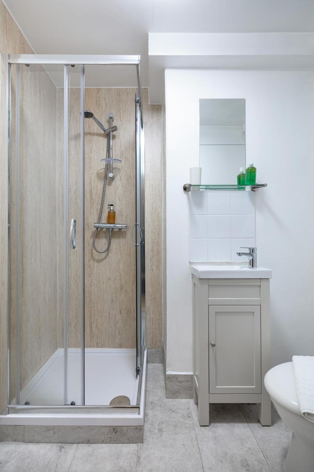 Apartamento Elegant Kensington With Patio