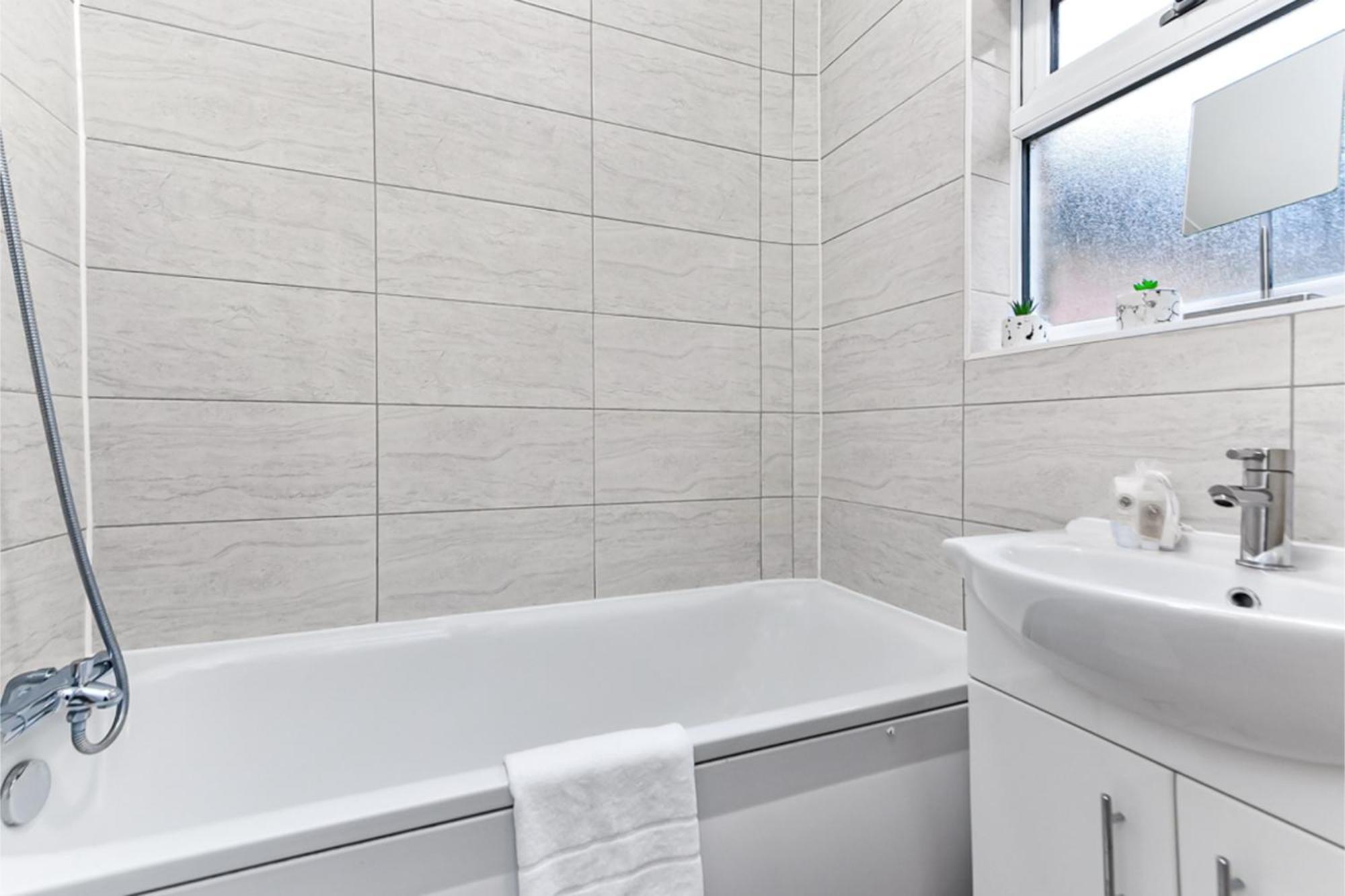 Apartamento Stylish And Convenient 2bd Flat W/ Outdoor Space *