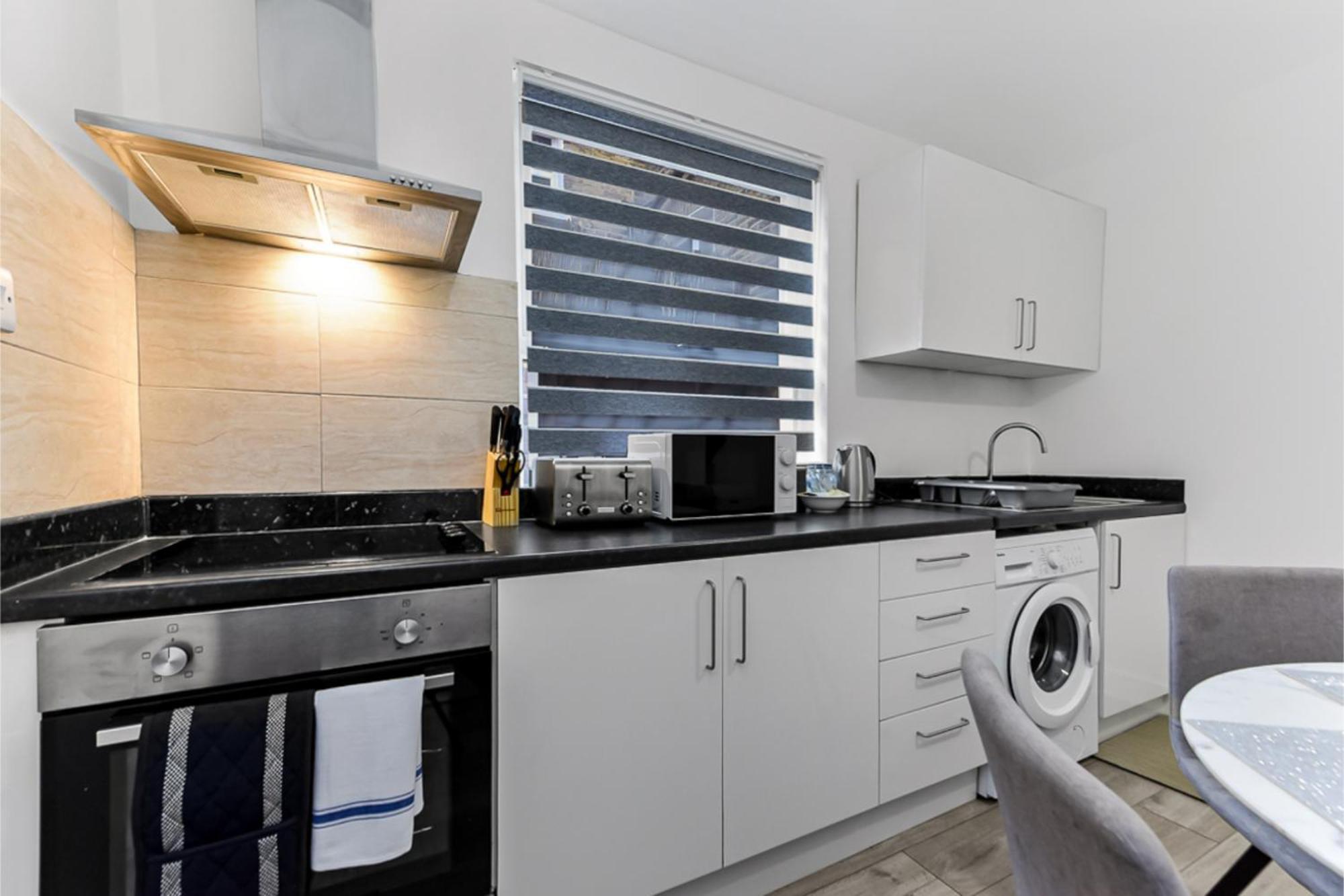 Apartamento Stylish And Convenient 2bd Flat W/ Outdoor Space