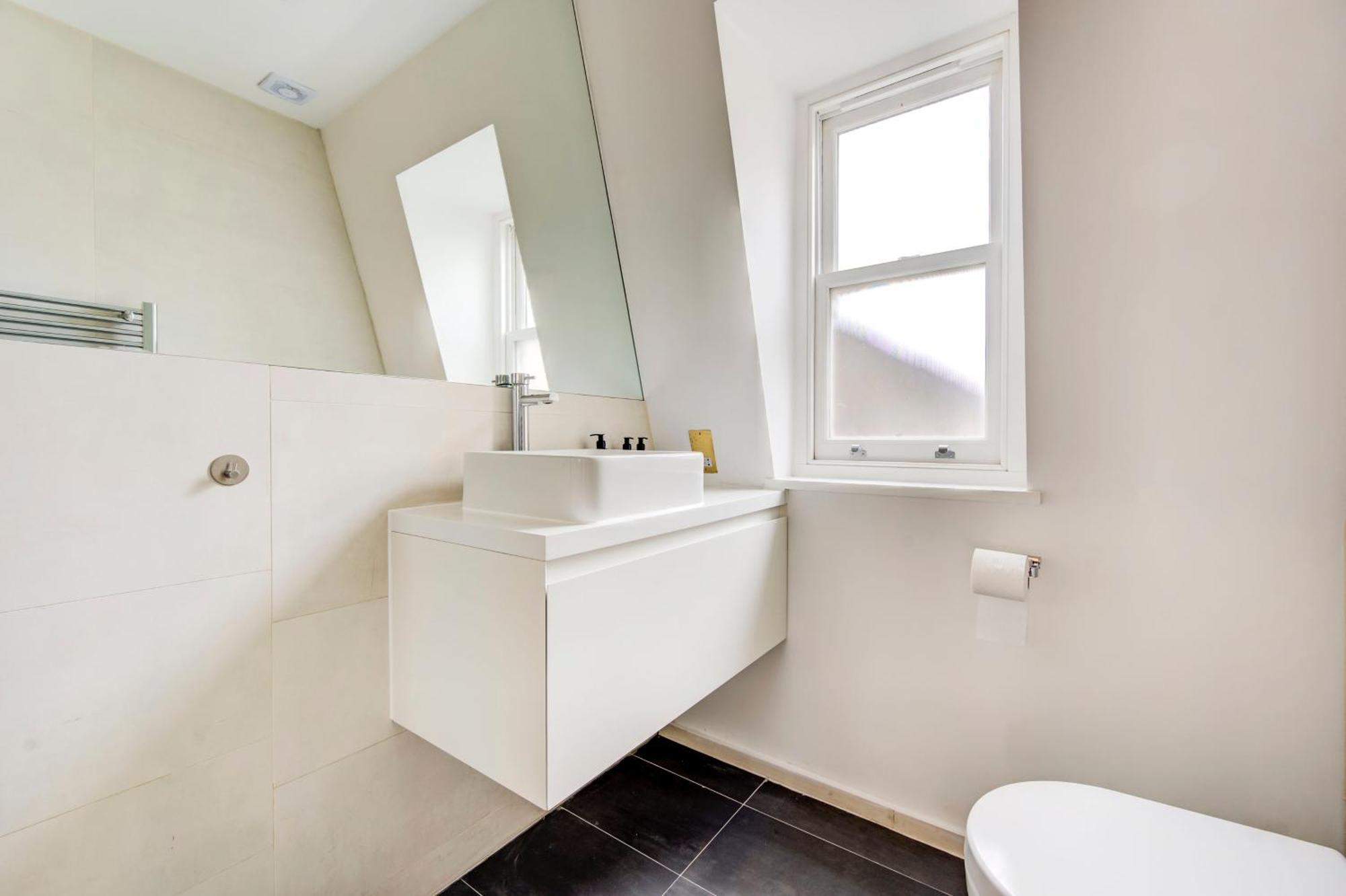 Luxury 3 Bedroom Prime Marylebone Apartment