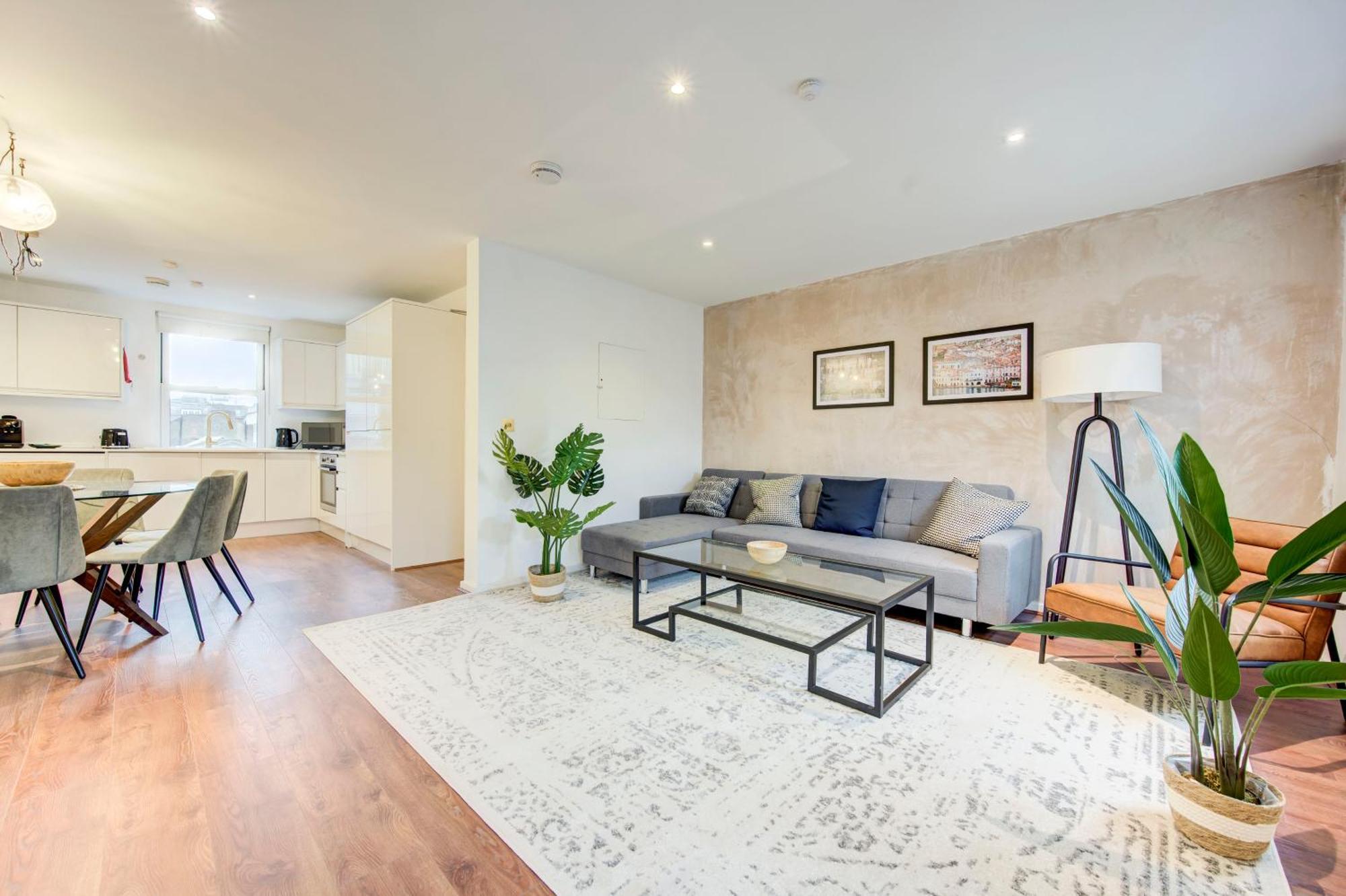 Luxury 3 Bedroom Prime Marylebone Apartment London