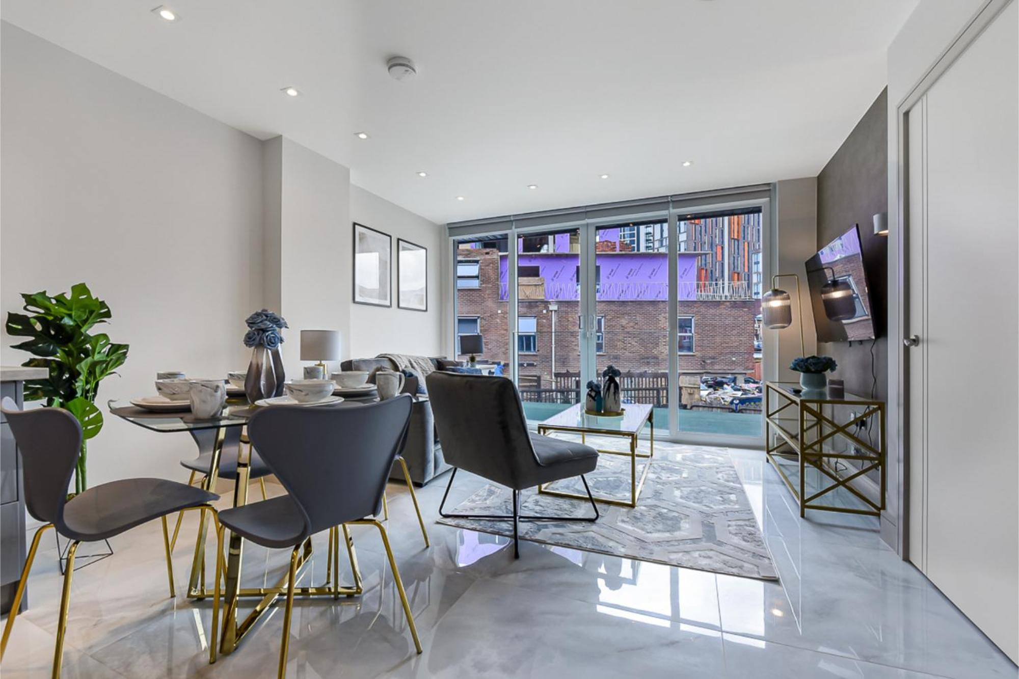 Contemporary 2 Bedroom Flat In Excellent Location! * Londres