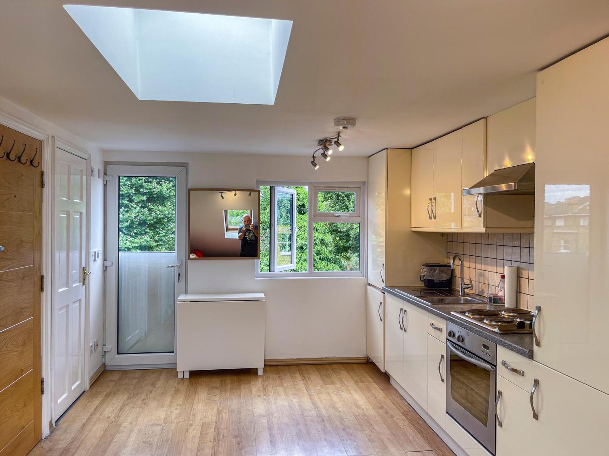 Apartamento 1 Bed Attic Flat With Easy Reach To Centre Londres