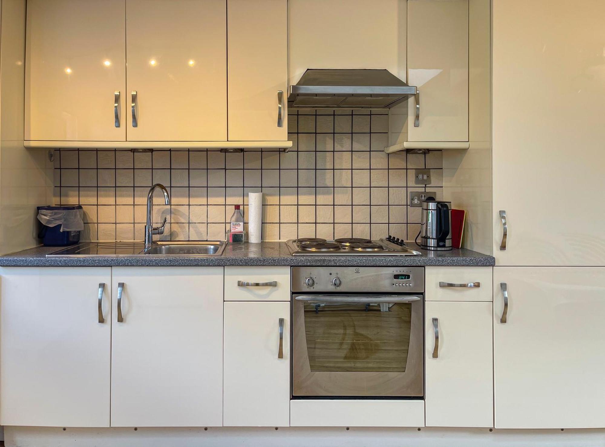 1 Bed Attic Flat With Easy Reach To Centre Apartamento Londres