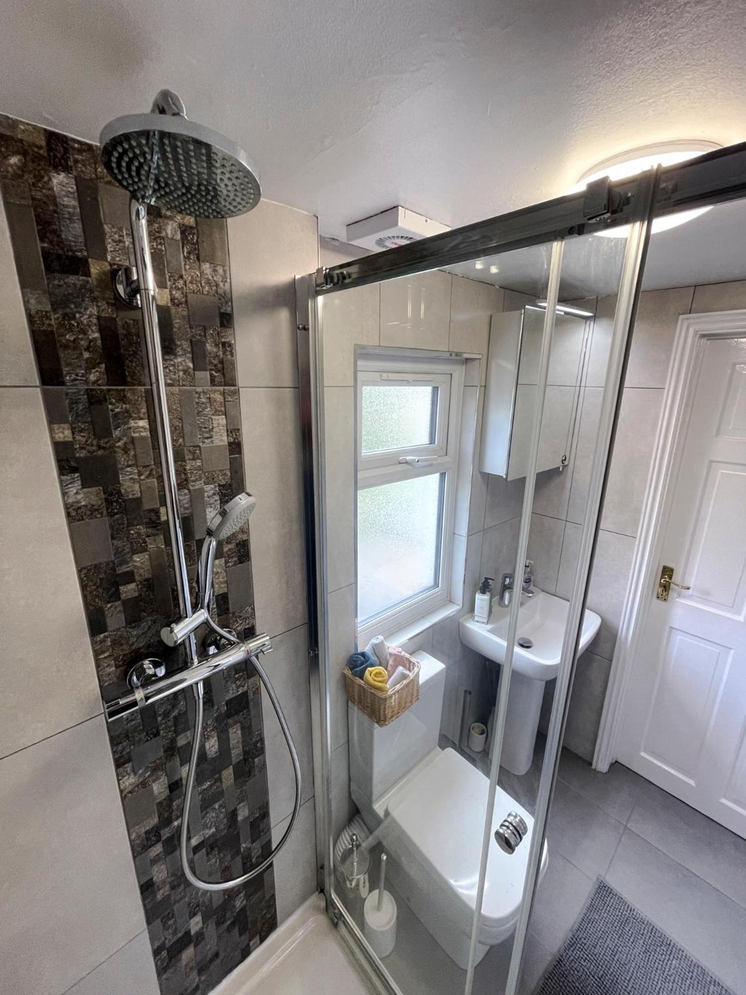 Apartamento 1 Bed Attic Flat With Easy Reach To Centre Londres