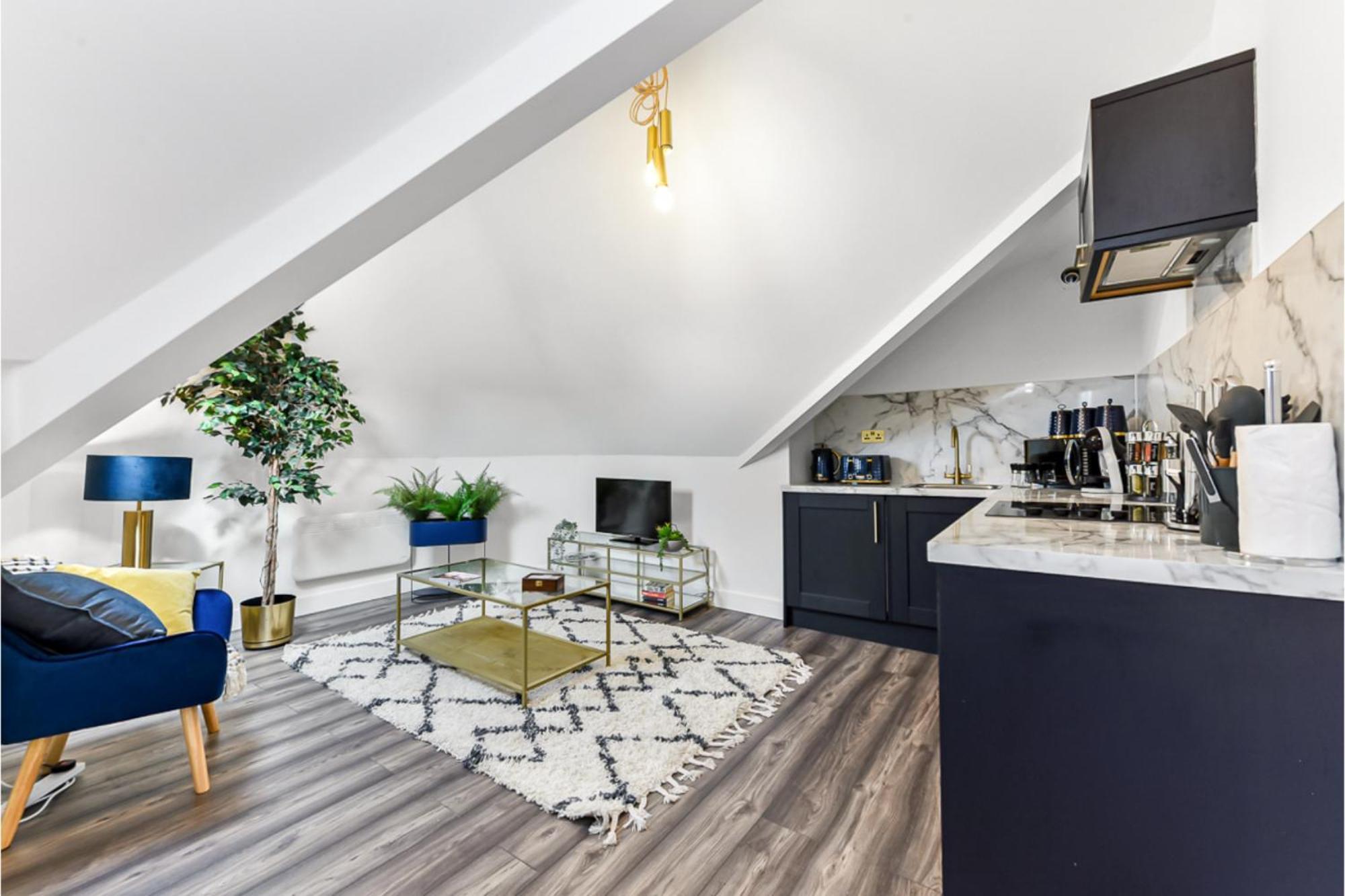Appartement Lovely Two Bedroom With Ensuite Bathrooms *