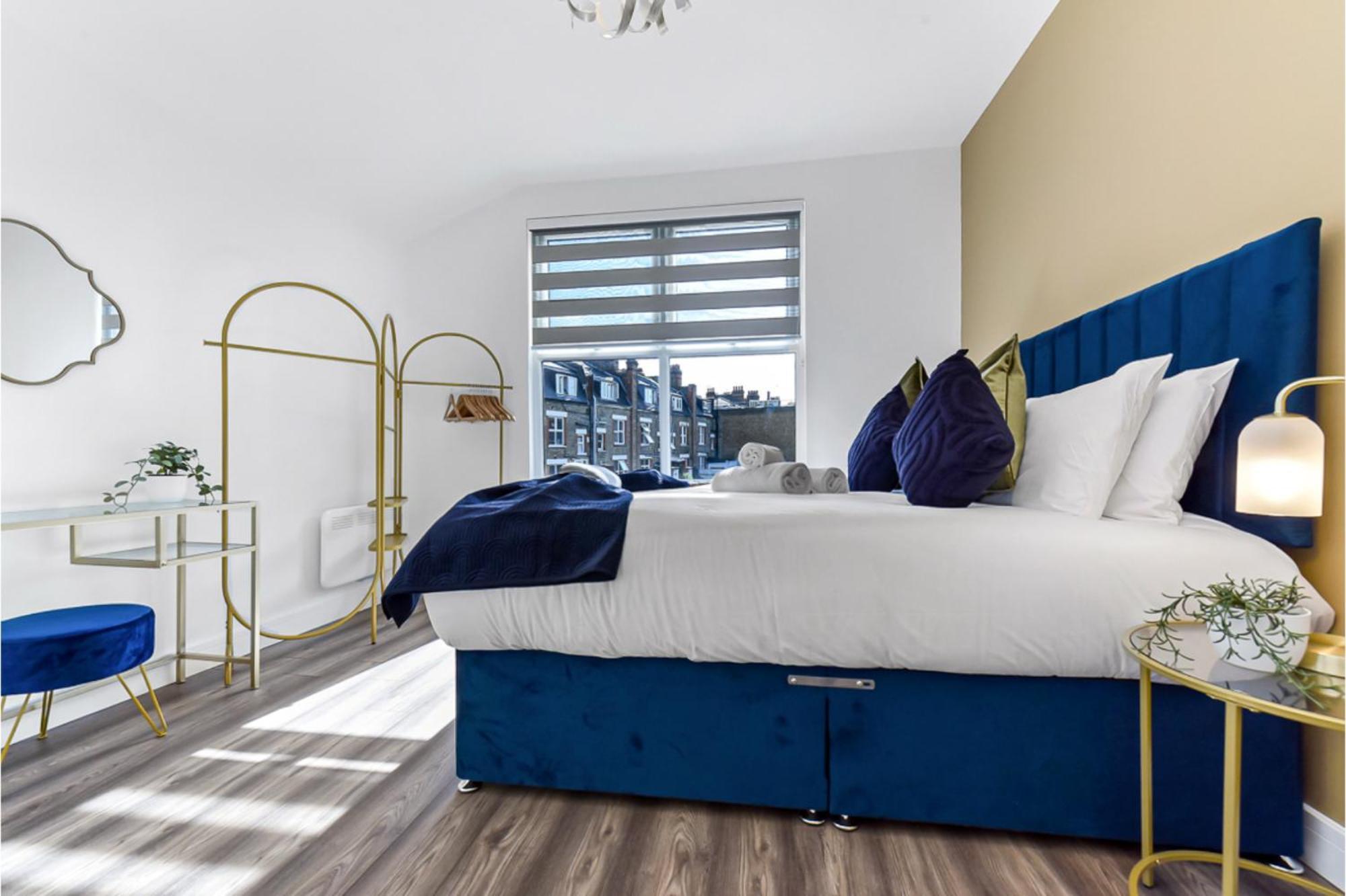Lovely Two Bedroom With Ensuite Bathrooms Appartement *