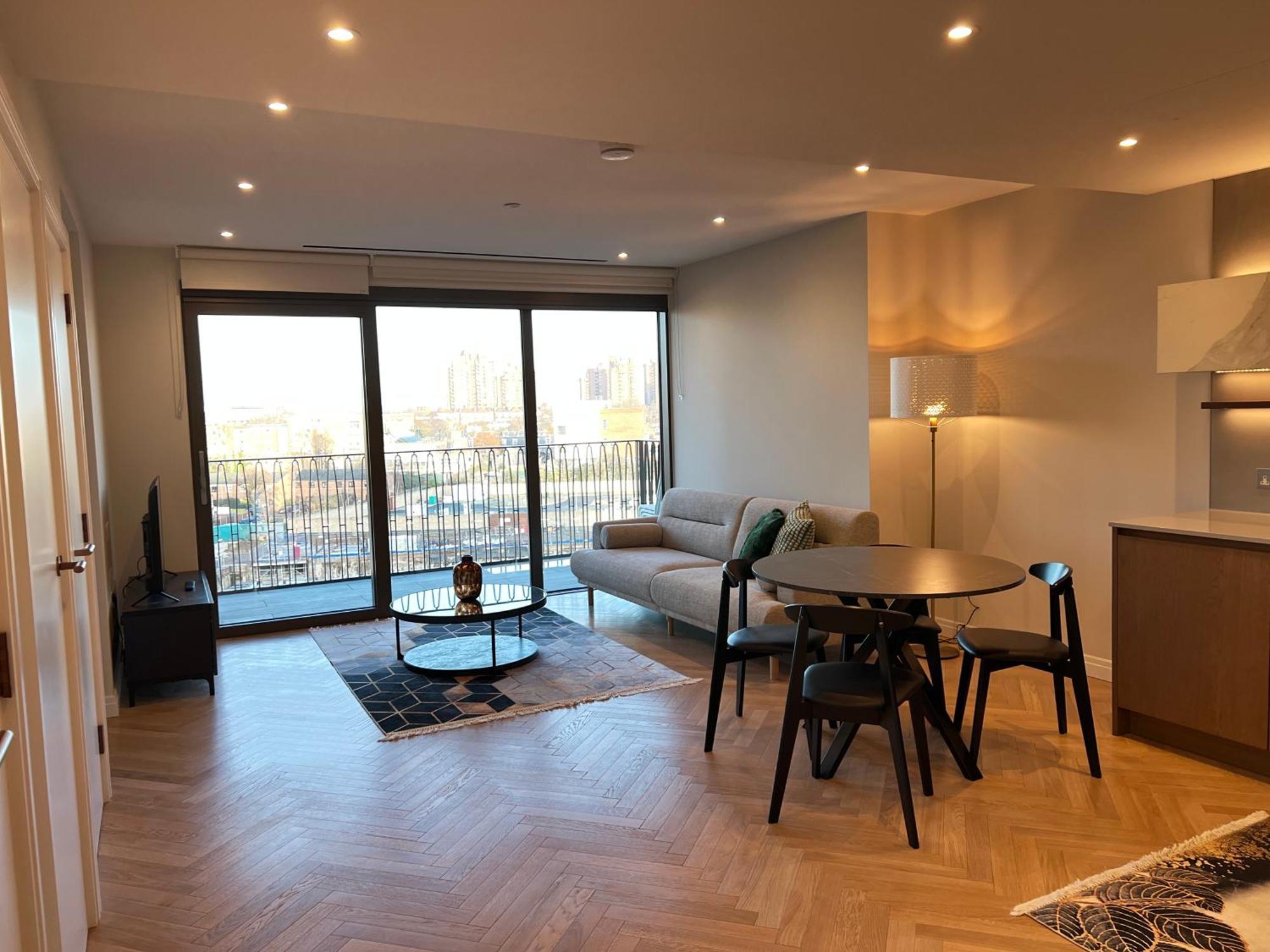 2 Bedroom Modern Family Flat-apartment Fulham *