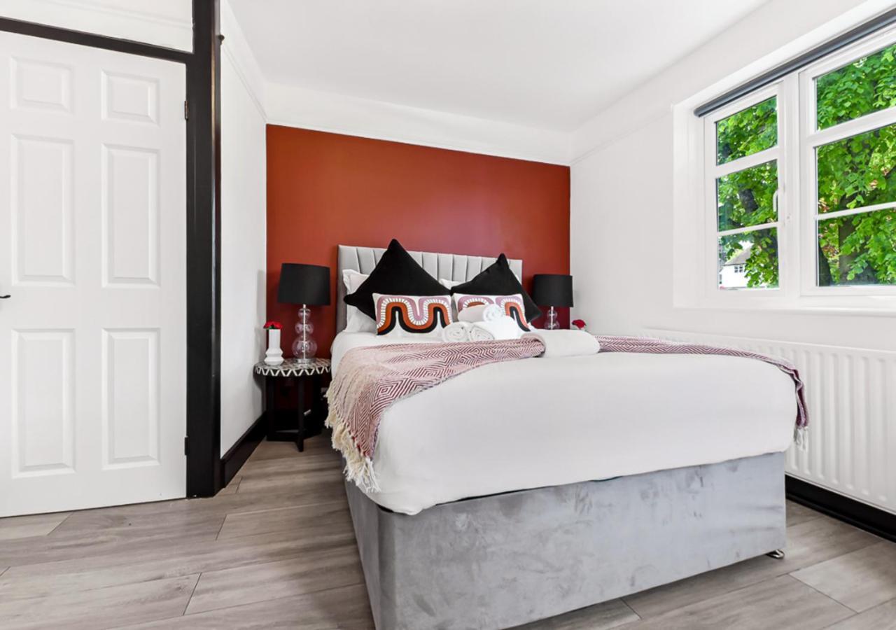 Apartment Radiant Serenity 2br Flat Sleeps 4 Warm Ambiance *