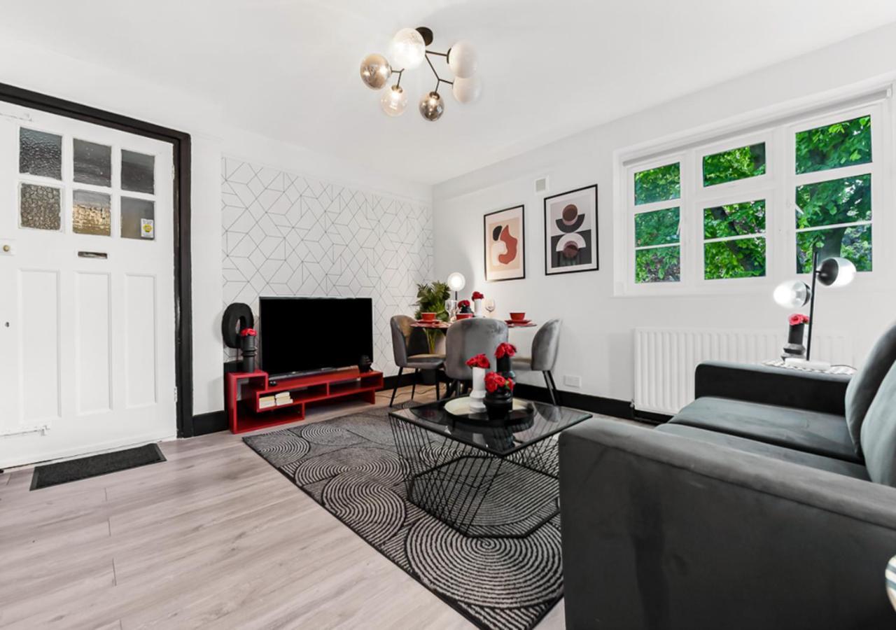 Radiant Serenity 2br Flat Sleeps 4 Warm Ambiance Apartment London